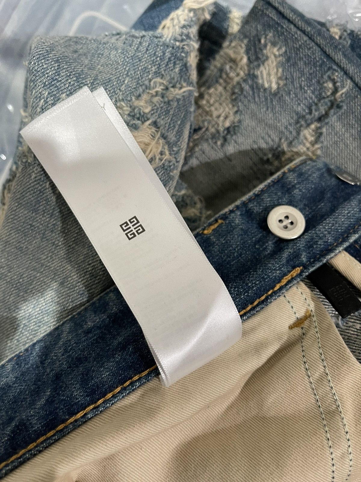 Givenchy Givenchy Matthew Williams Jeans In Destroyed Denim Moleskin Size US 34 / EU 50 - 18 Thumbnail