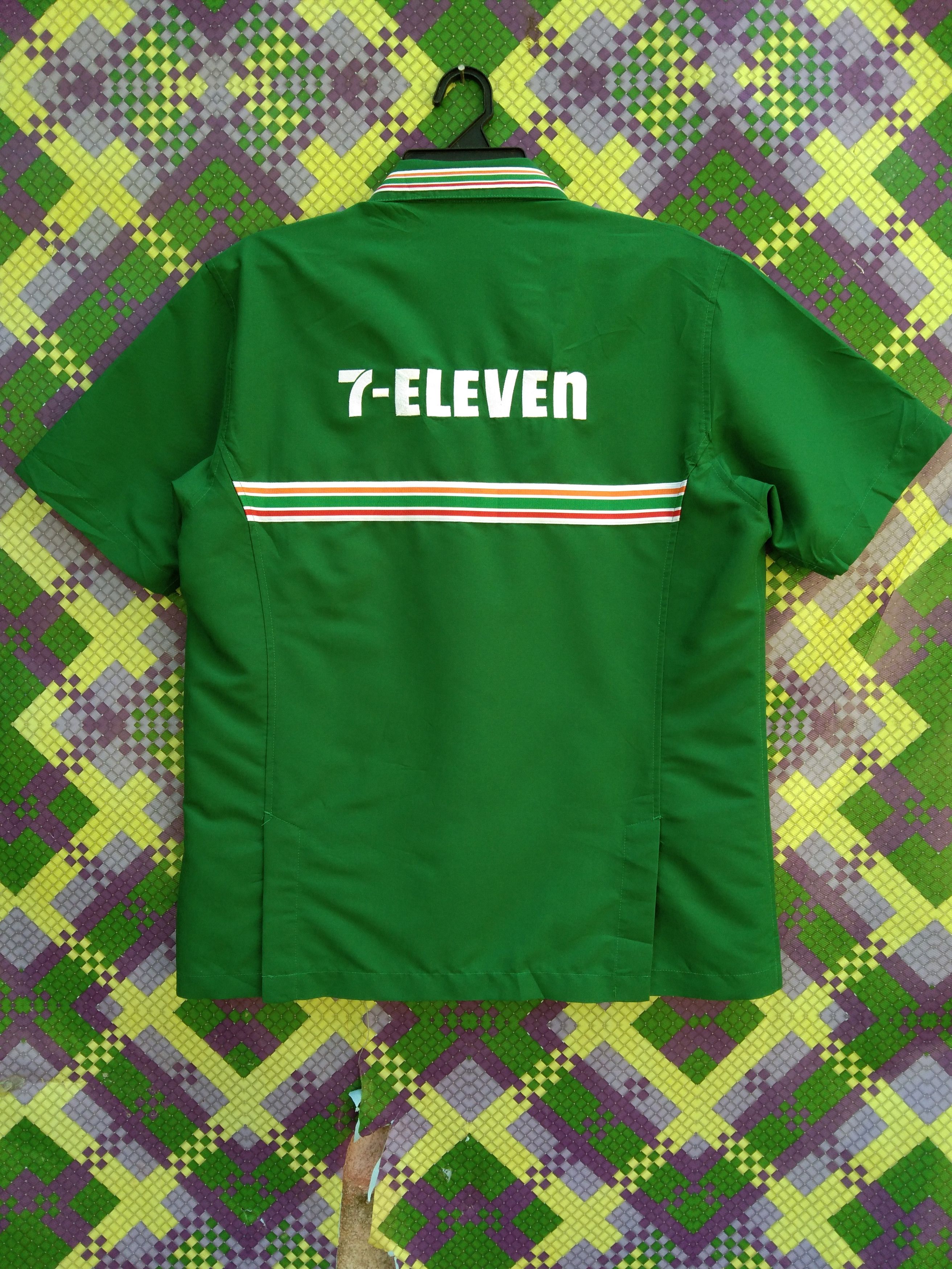 Other JAPAN 7 ELEVEN LIGHTLAYERS WORKERS JACKET Size US L / EU 52-54 / 3 - 4 Thumbnail