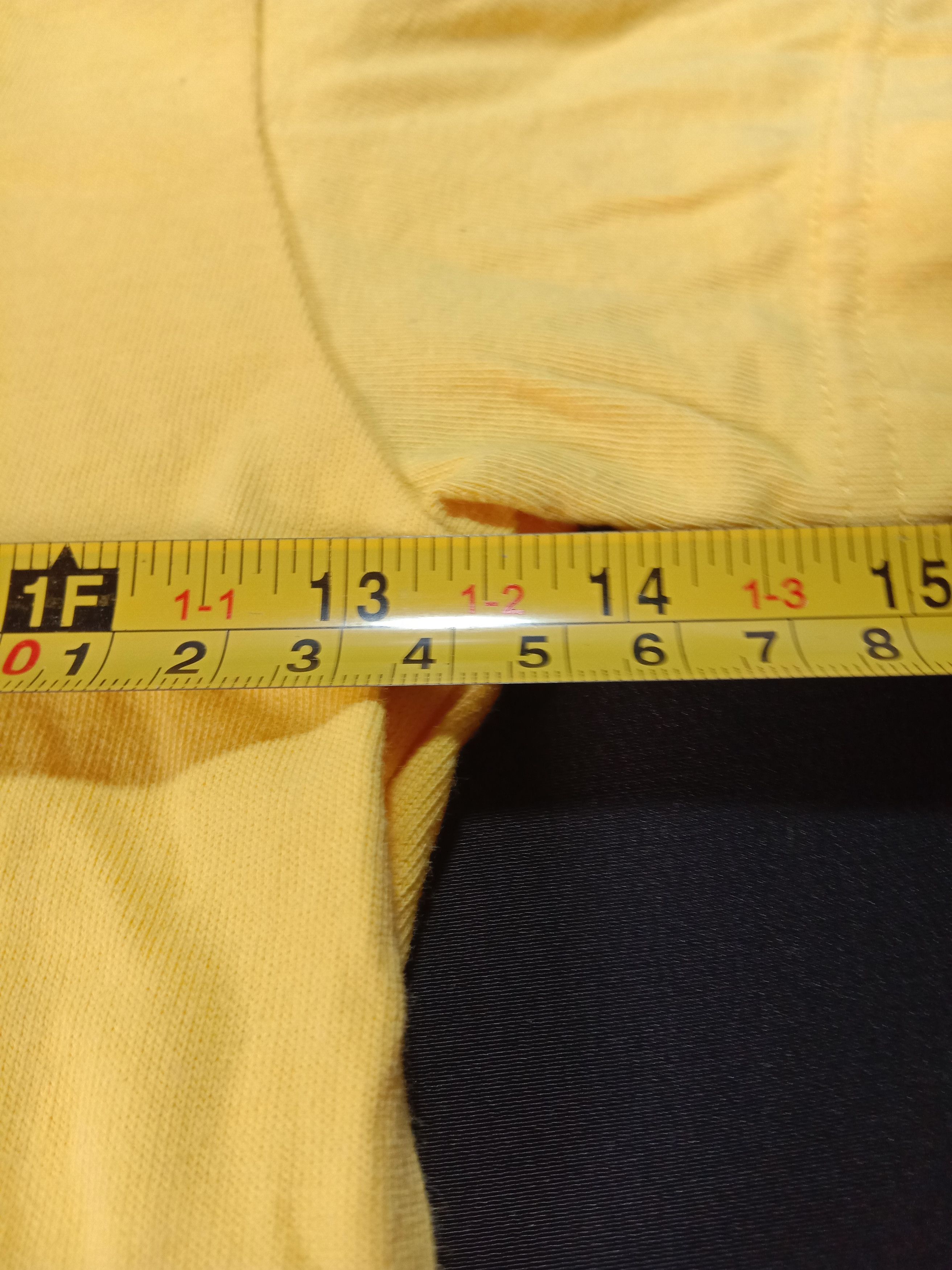 Japanese Brand Despicable ME Let's go all out Minion Movie Uniqlo Tee Size XXS / US 00 / IT 34 - 5 Thumbnail