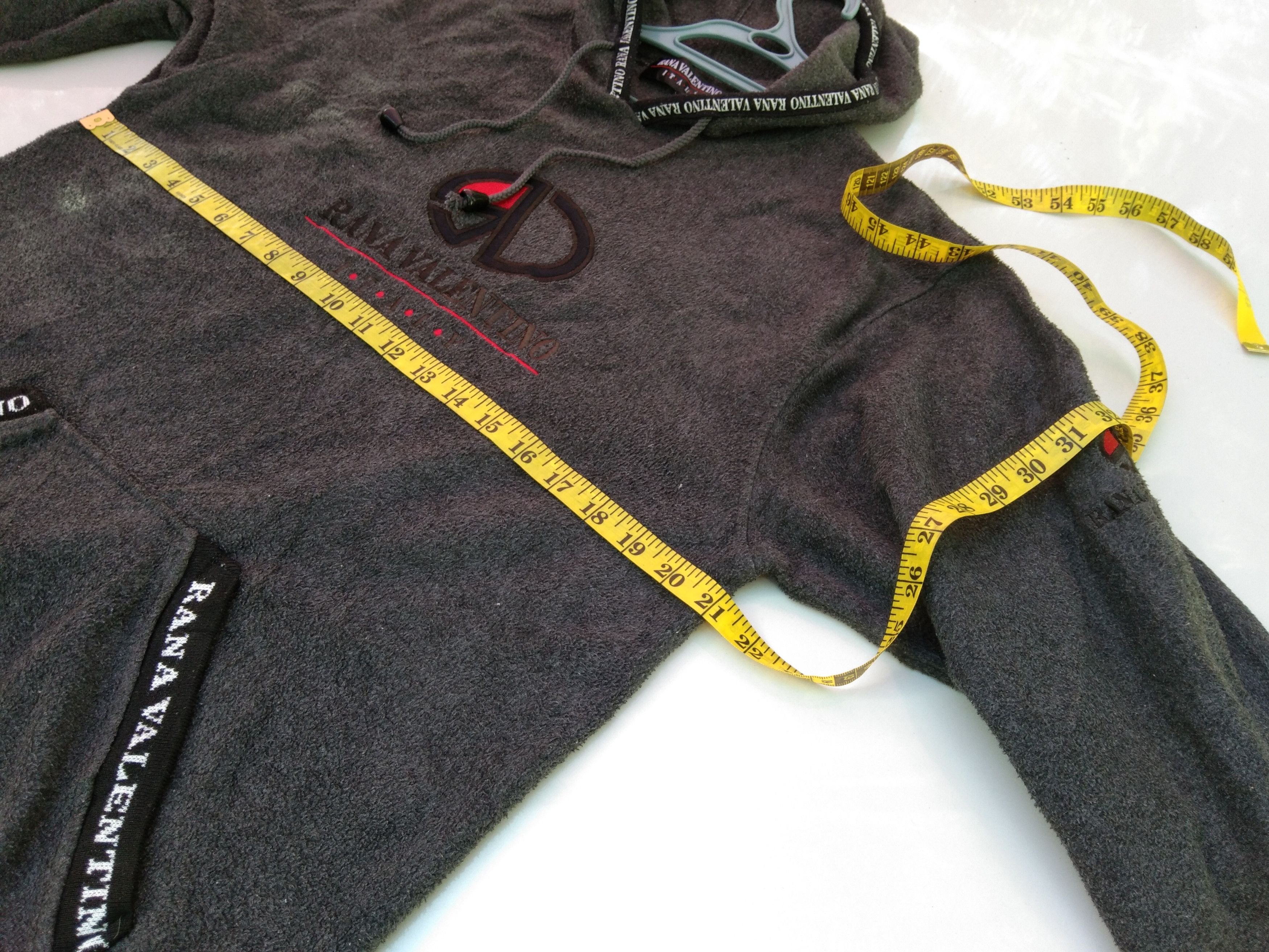 Other VINTAGE RANA VALENTINO FLEECE HOODIE Size US M / EU 48-50 / 2 - 16 Thumbnail