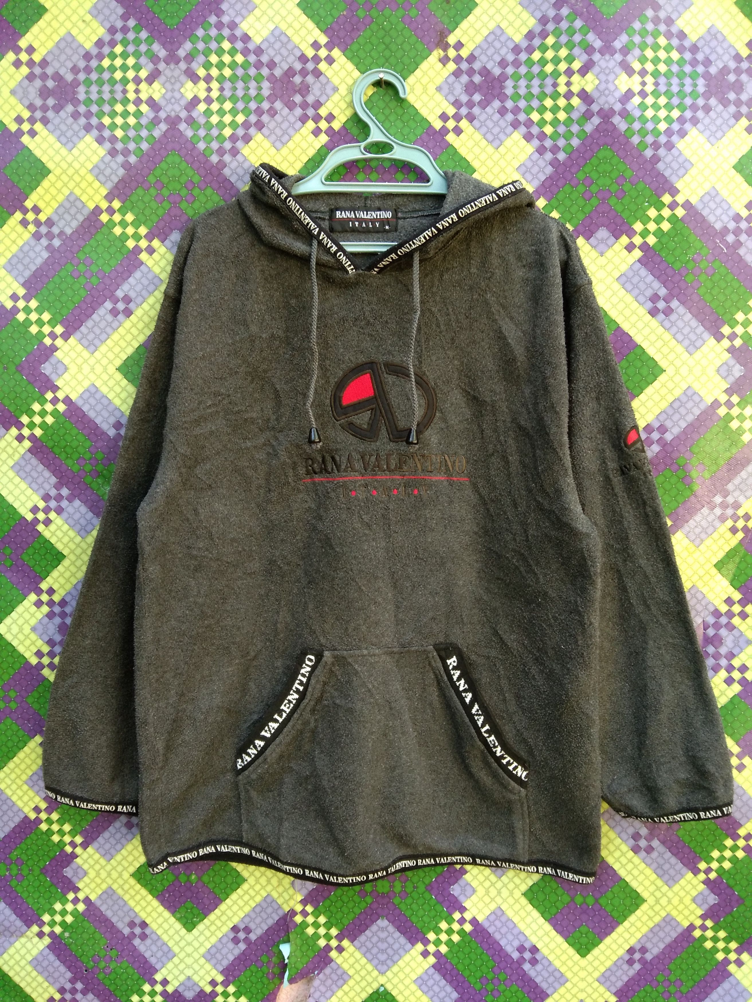 Other VINTAGE RANA VALENTINO FLEECE HOODIE Size US M / EU 48-50 / 2 - 1 Thumbnail
