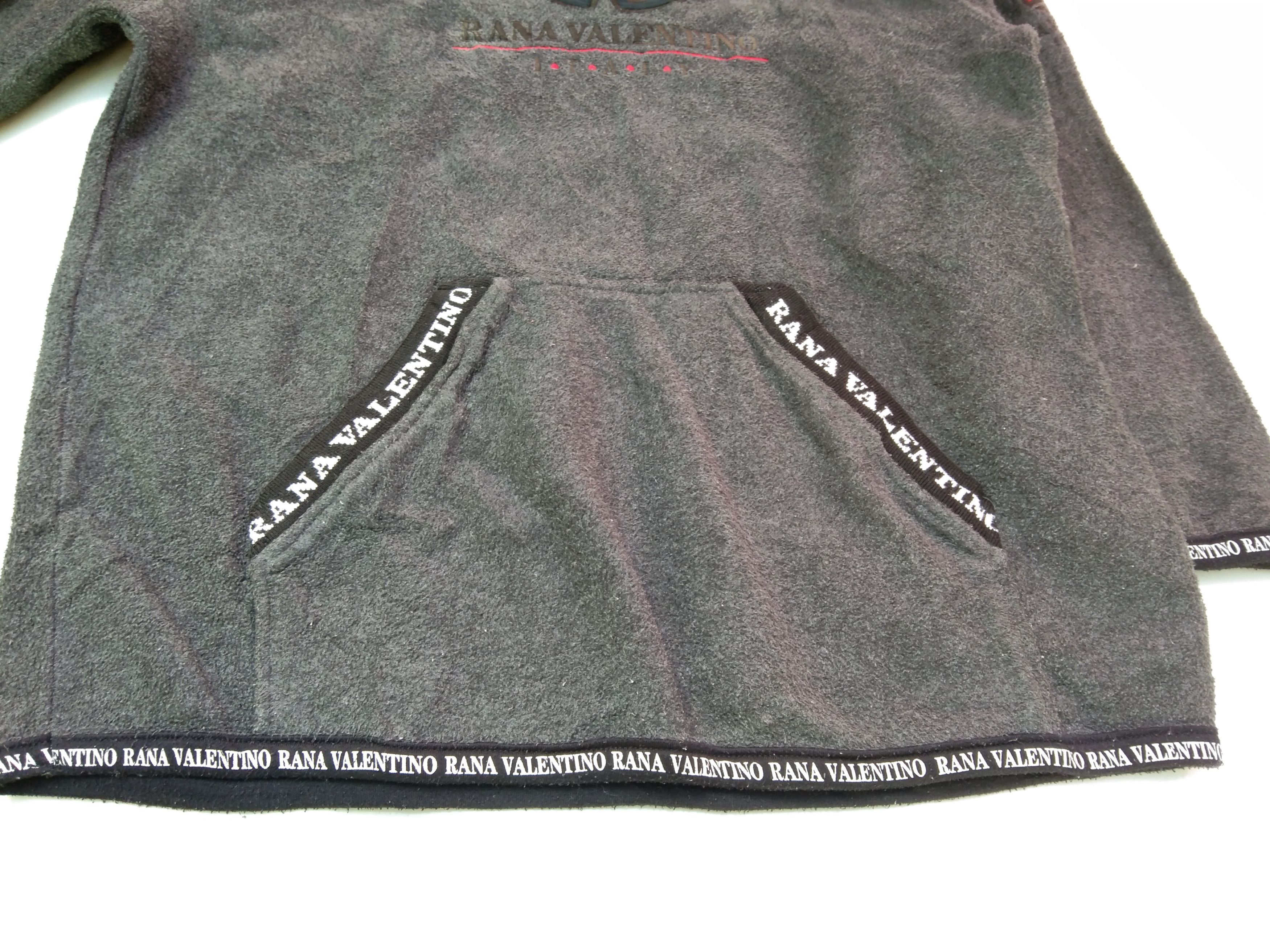 Other VINTAGE RANA VALENTINO FLEECE HOODIE Size US M / EU 48-50 / 2 - 8 Thumbnail