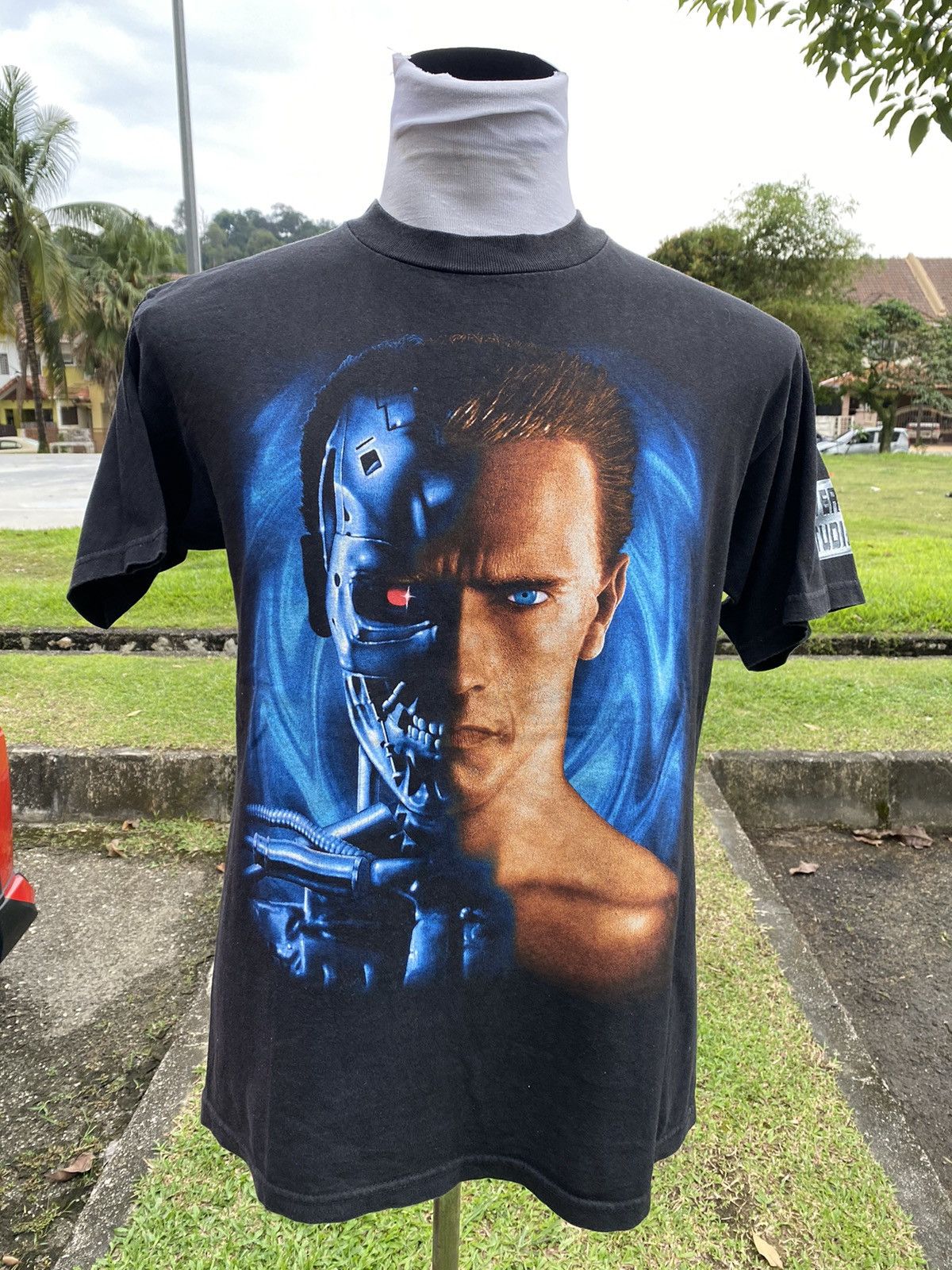 Vintage Vintage Terminator 2 Movie Tshirt Size US M / EU 48-50 / 2 - 2 Thumbnail