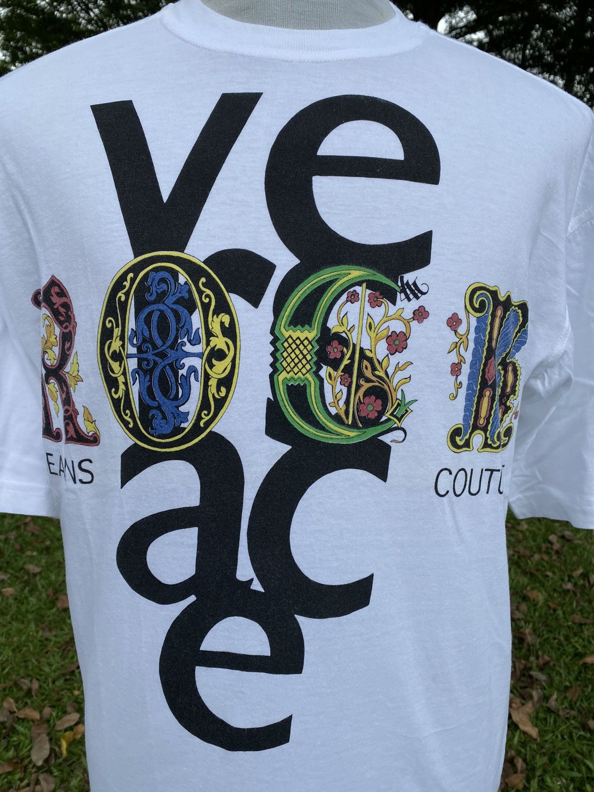 Versace Jeans Couture Vintage Versace Tshirt 90s /Versace Jeans Couture Shirt Size US M / EU 48-50 / 2 - 4 Thumbnail