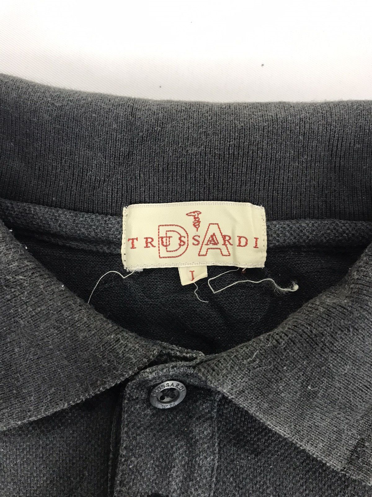 Trussardi Trussardi DA Polo Tee T-shirt Plain Single Pocket Design Size US M / EU 48-50 / 2 - 2 Thumbnail