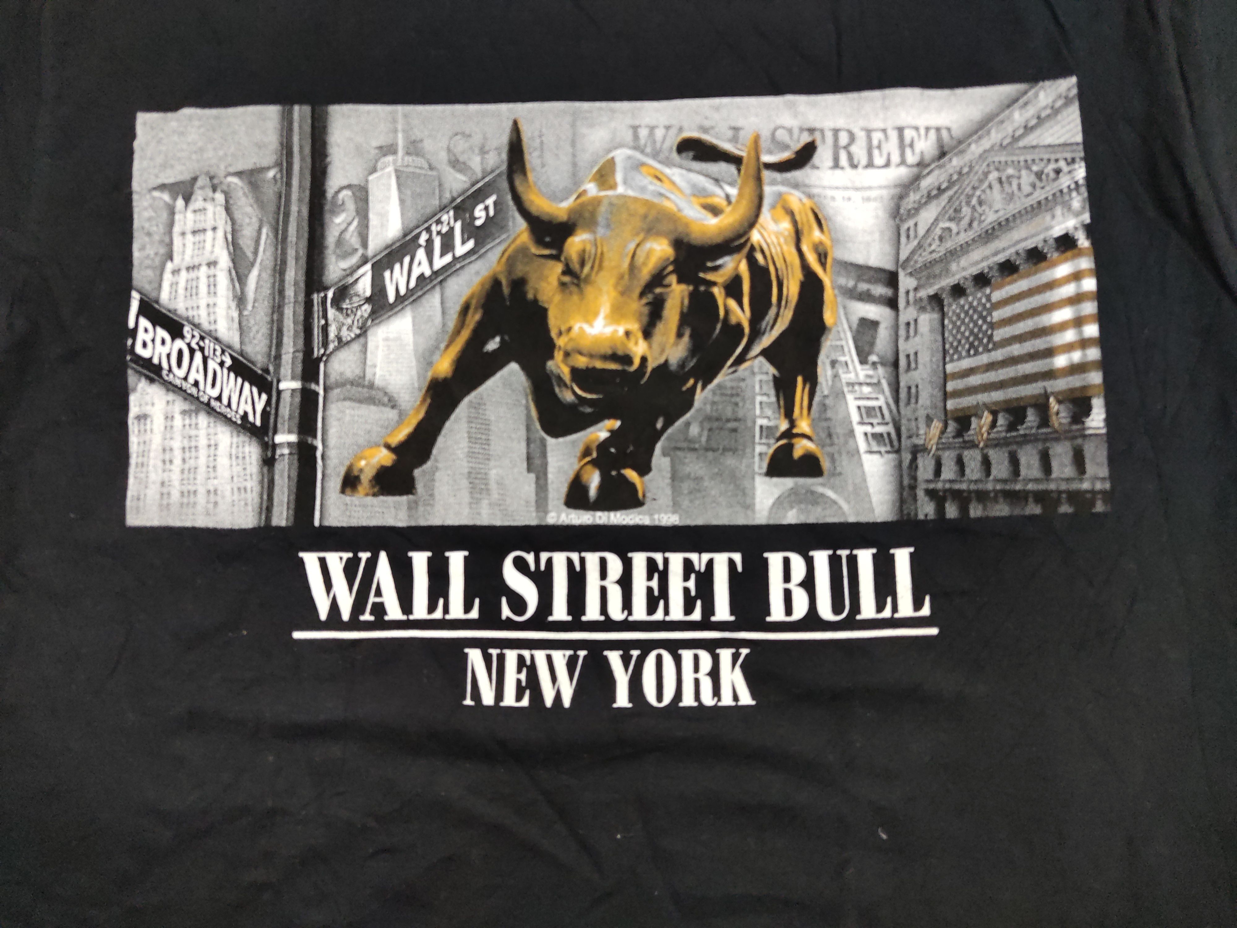 Vintage Vintage 90s Wall Street Charging Bull Arturo Di Monica 1998 Size US S / EU 44-46 / 1 - 2 Thumbnail