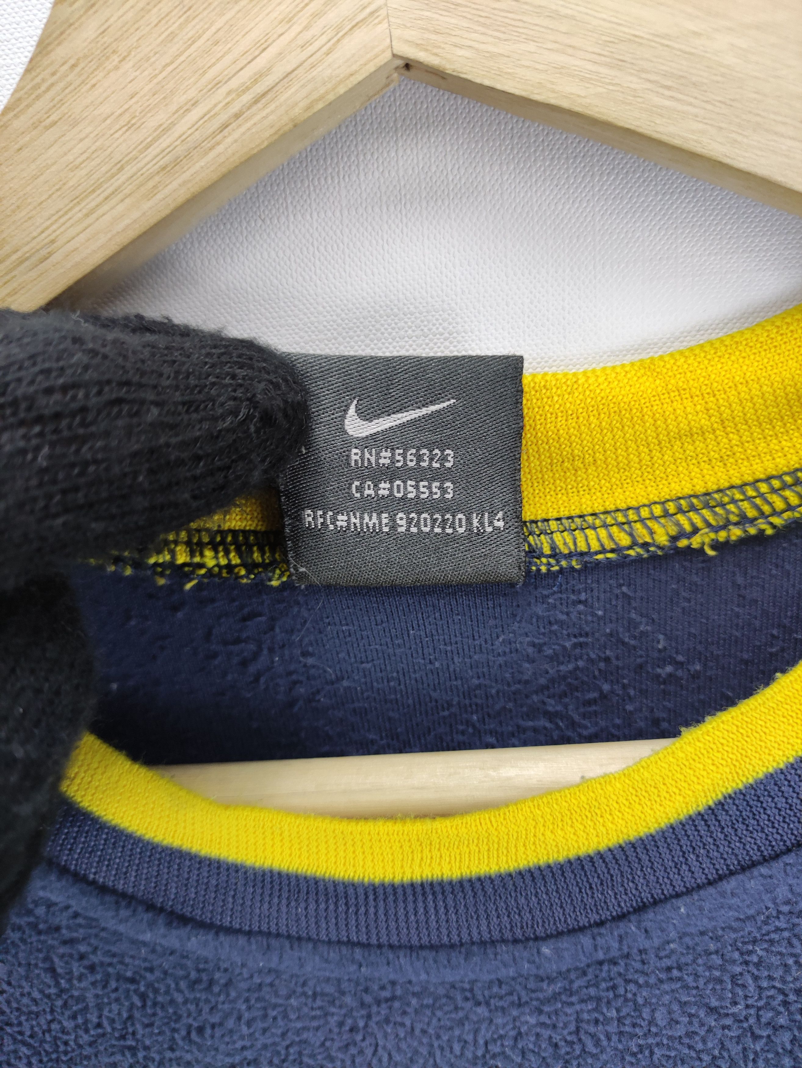 Nike Vintage Nike Sweater Jumper Fleece Size US L / EU 52-54 / 3 - 6 Thumbnail