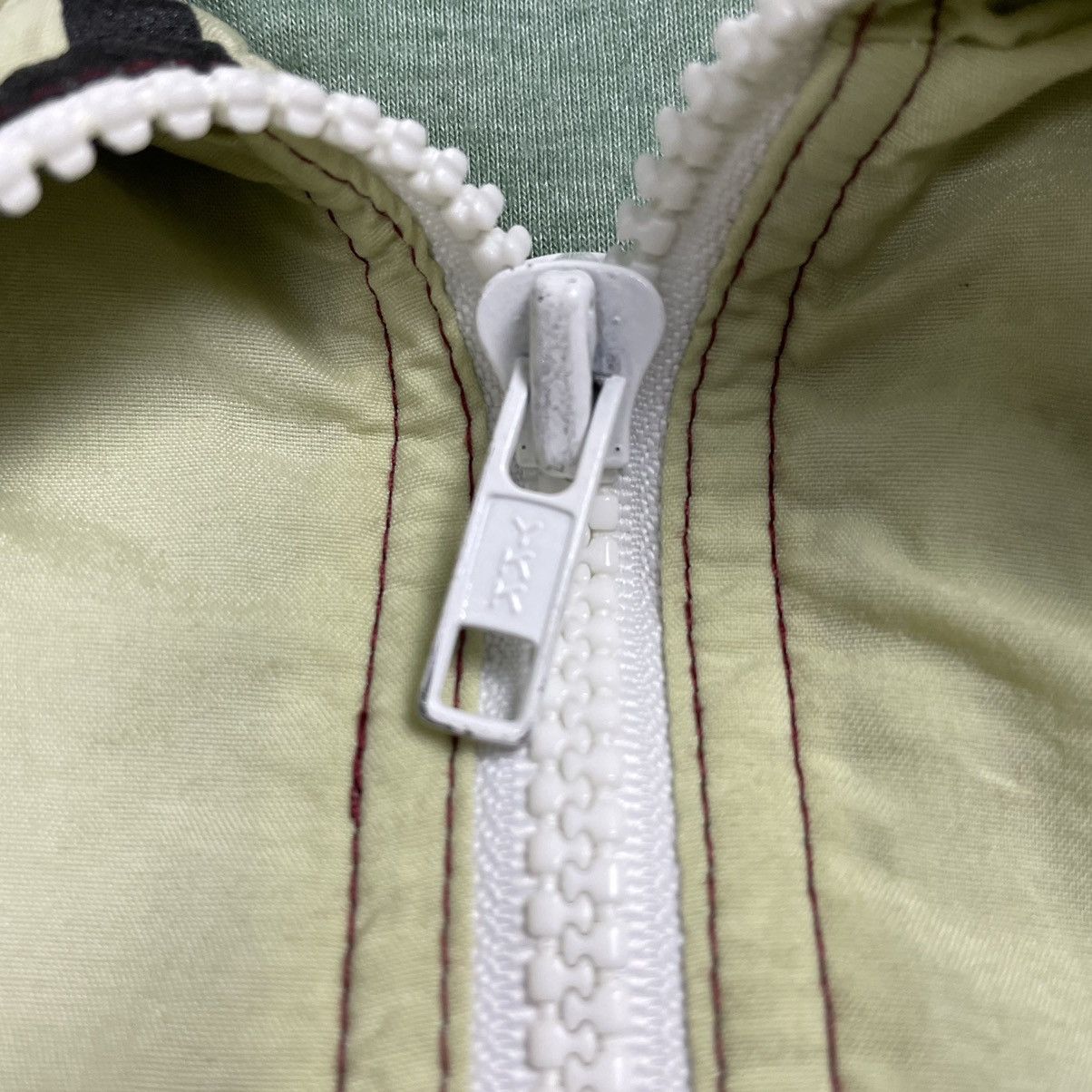 Japanese Brand × Reebok × Vintage Vintage Reebok Nice Design Zipper Jacket Size US L / EU 52-54 / 3 - 12 Thumbnail