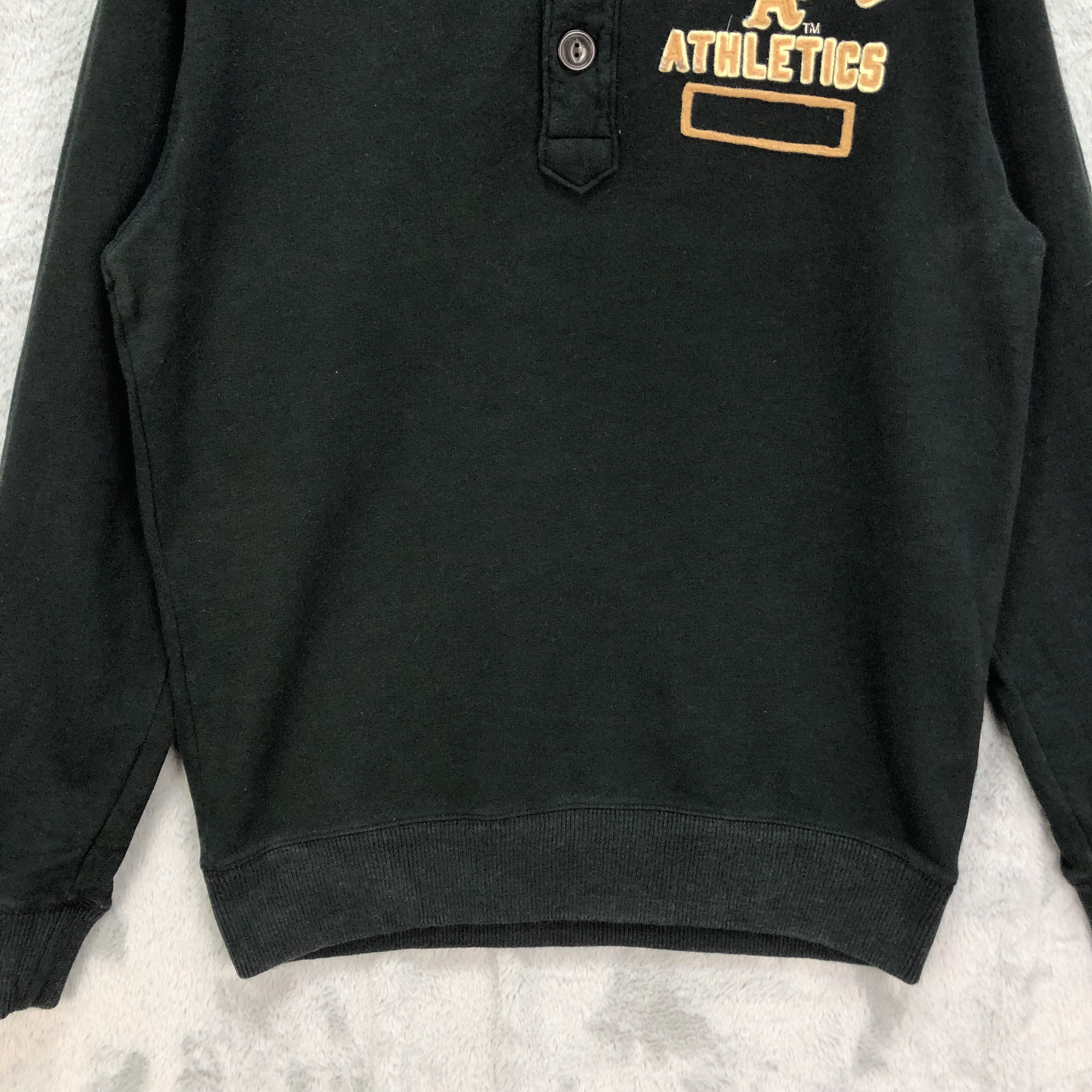 Japanese Brand A’s Oakland Athletic Turtle Neck Sweatshirts #1088-44 Size US M / EU 48-50 / 2 - 4 Thumbnail