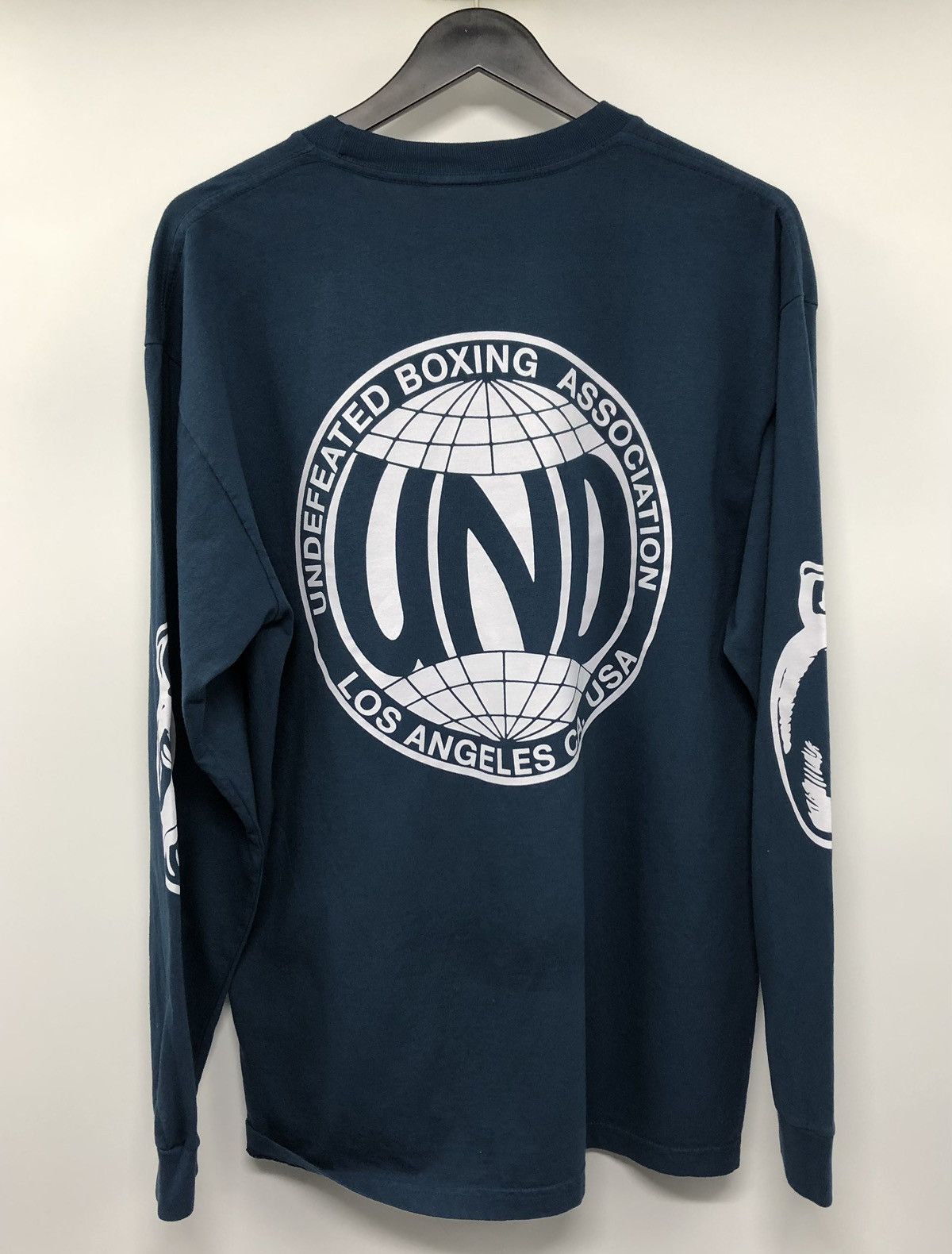 Undefeated Undefeated UBA Boxing Association Blue Long Sleeve T-Shirt Size US L / EU 52-54 / 3 - 1 Thumbnail