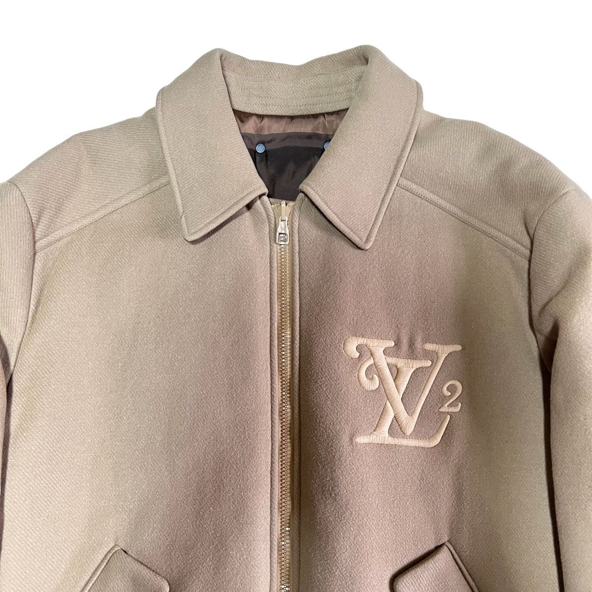 Louis Vuitton LOUIS VUITTON NIGO X VIRGIL LV2 Reversible big damier bomber Size US M / EU 48-50 / 2 - 5 Thumbnail