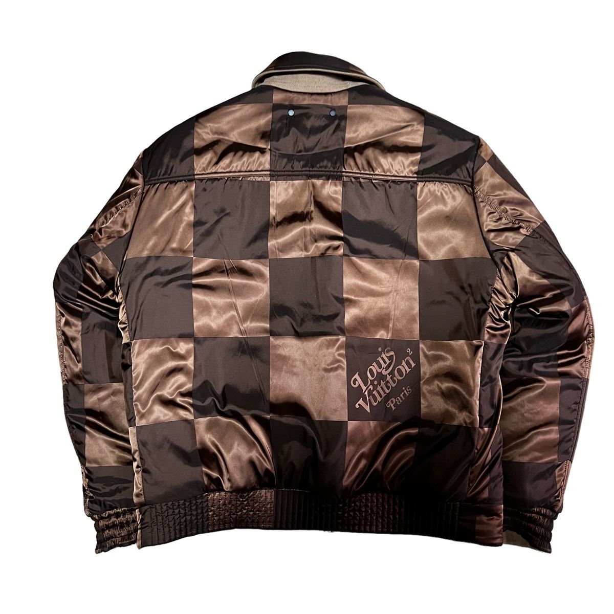 Louis Vuitton LOUIS VUITTON NIGO X VIRGIL LV2 Reversible big damier bomber Size US M / EU 48-50 / 2 - 4 Thumbnail