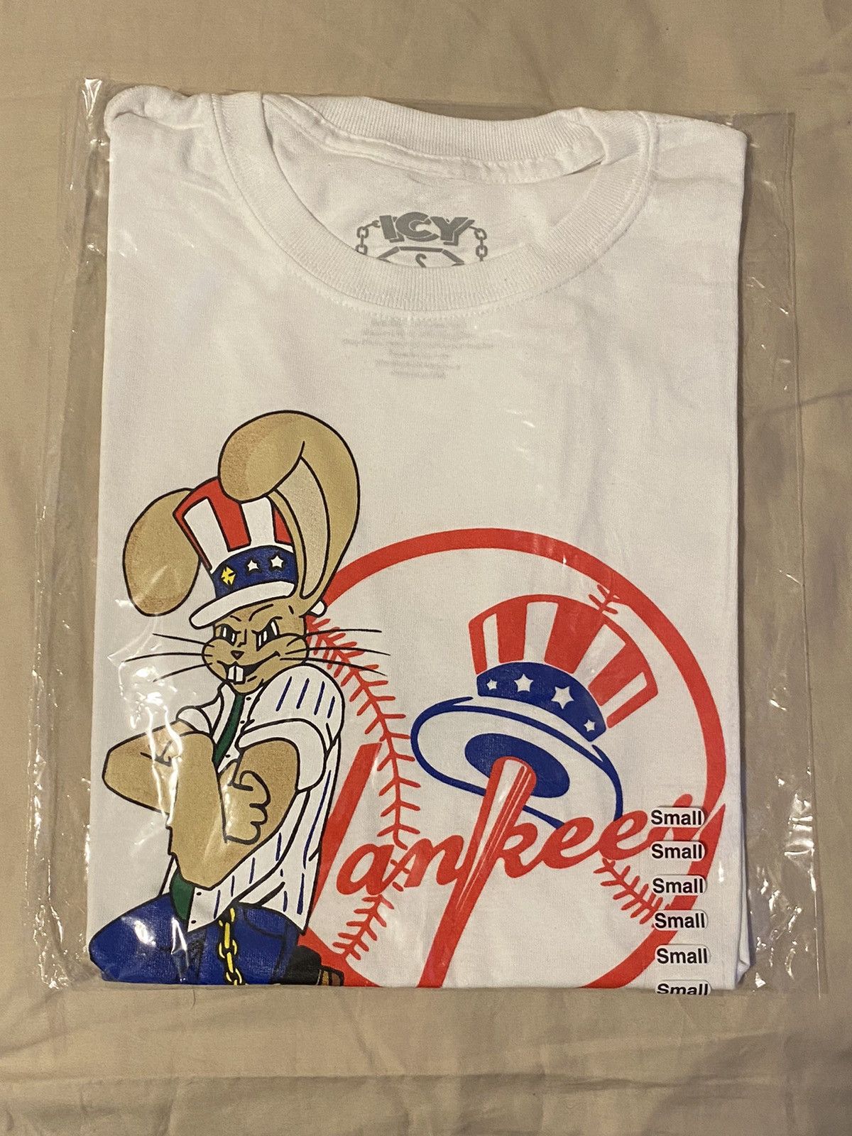 Icy Rabbit Icy Rabbit NY Yankees Graphic Tee Size Small New NYC Size US S / EU 44-46 / 1 - 1 Thumbnail