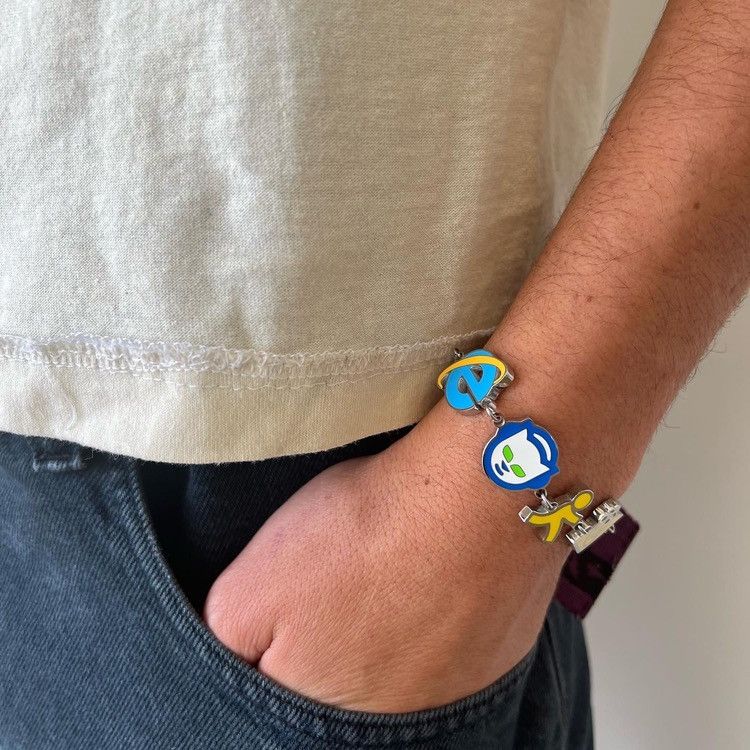 Drought × Jewelry RARE 2022 DROUGHT WEB SURFER INTERNET EXPLORER BRACELET/BOX Size ONE SIZE - 8 Thumbnail