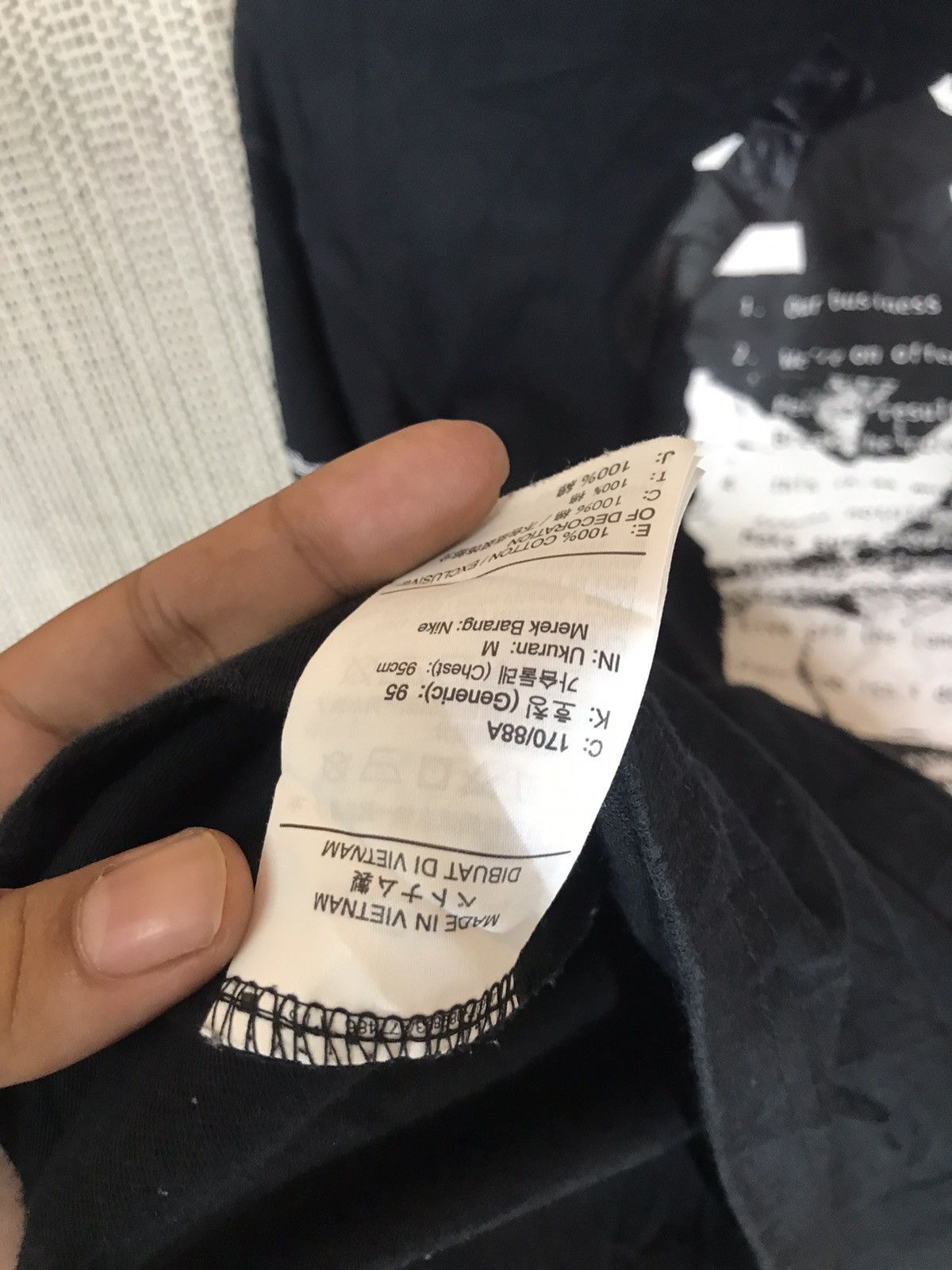 Nike ‼️NIKE FULLPRINTED LONGSLEEVE TSHIRT NICE DESIGN‼️ Size US M / EU 48-50 / 2 - 7 Thumbnail