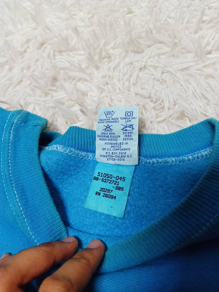 Champion × Vintage VINTAGE CHAMPION CREW NECK SWEATSHIRT EMBROIDERY SMALL LOGO Size US XL / EU 56 / 4 - 4 Thumbnail