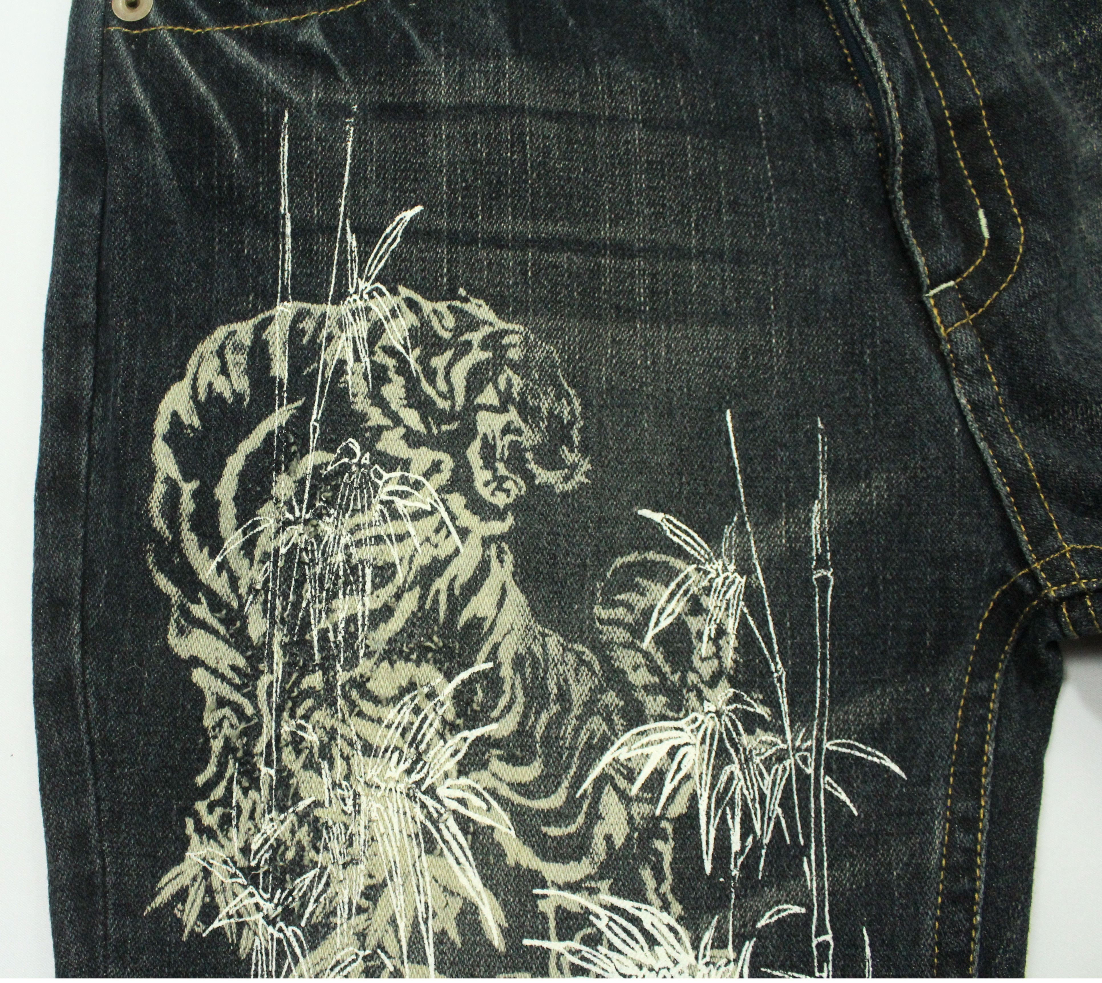Japanese Brand TIGER Printed Denim Japan Crafted Patchwork Styled Size US 30 / EU 46 - 15 Thumbnail