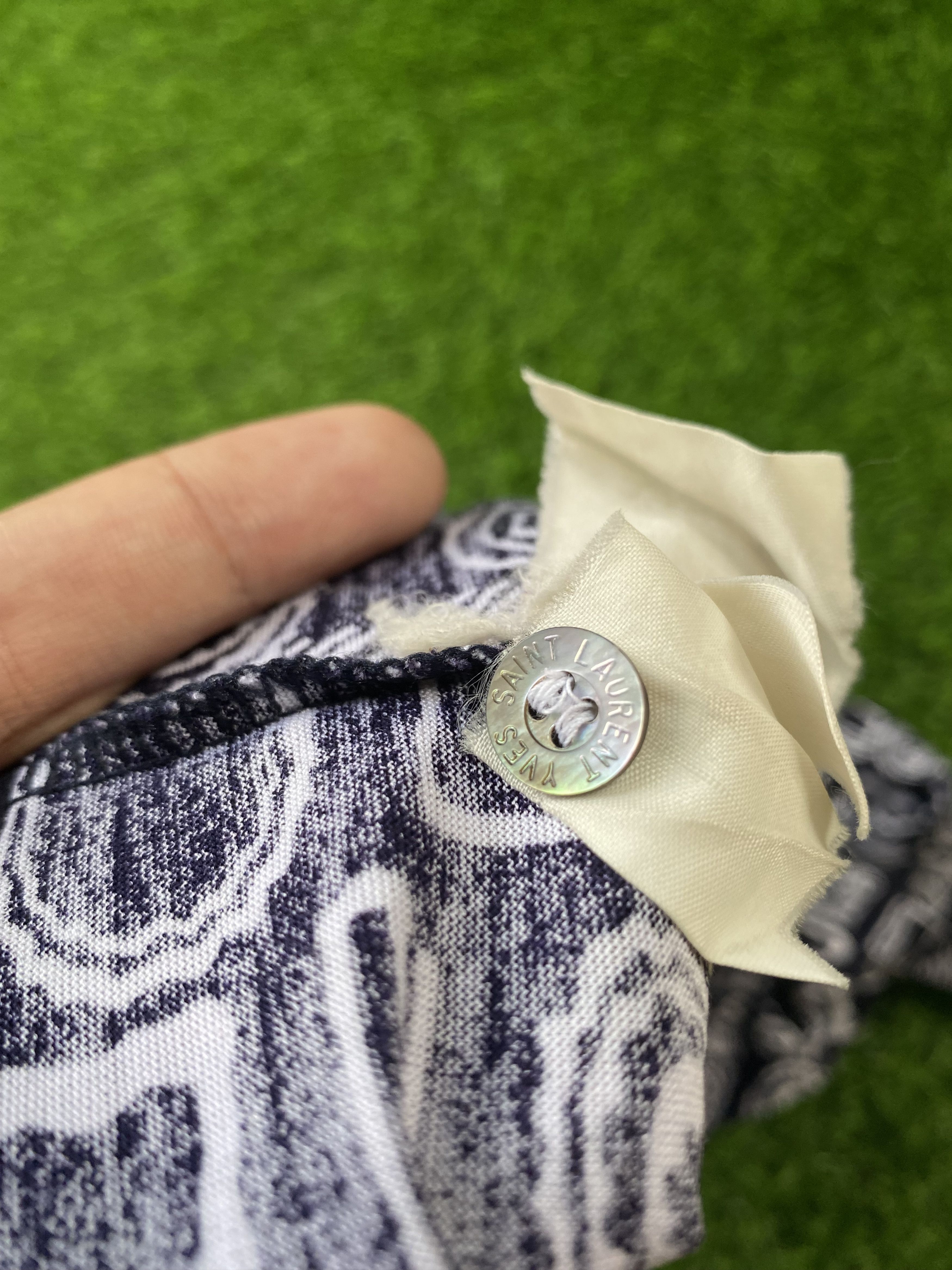 Yves Saint Laurent Vintage 90s Yves Saint Laurent Polo Shirt Full Print Size US L / EU 52-54 / 3 - 6 Thumbnail