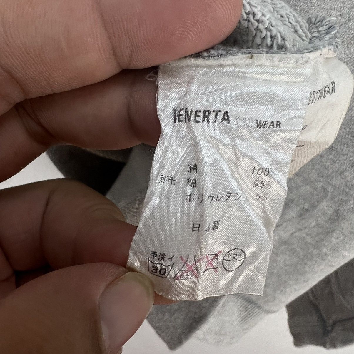 Designer × Japanese Brand RARE VENERTA KNITWEAR FRANCE BIG LOGO SWEATSHIRT Size US S / EU 44-46 / 1 - 10 Thumbnail