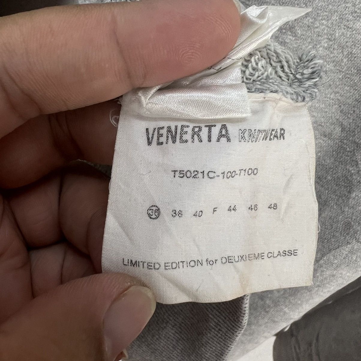 Designer × Japanese Brand RARE VENERTA KNITWEAR FRANCE BIG LOGO SWEATSHIRT Size US S / EU 44-46 / 1 - 9 Thumbnail
