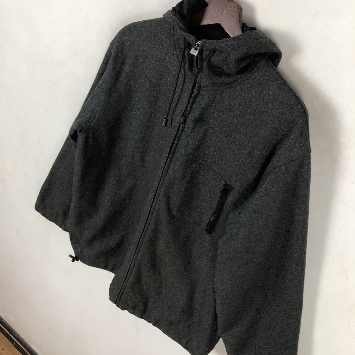 Vintage SPORTMAX CODE HOODIE JACKET MADE IN PORTUGAL Size US M / EU 48-50 / 2 - 3 Thumbnail