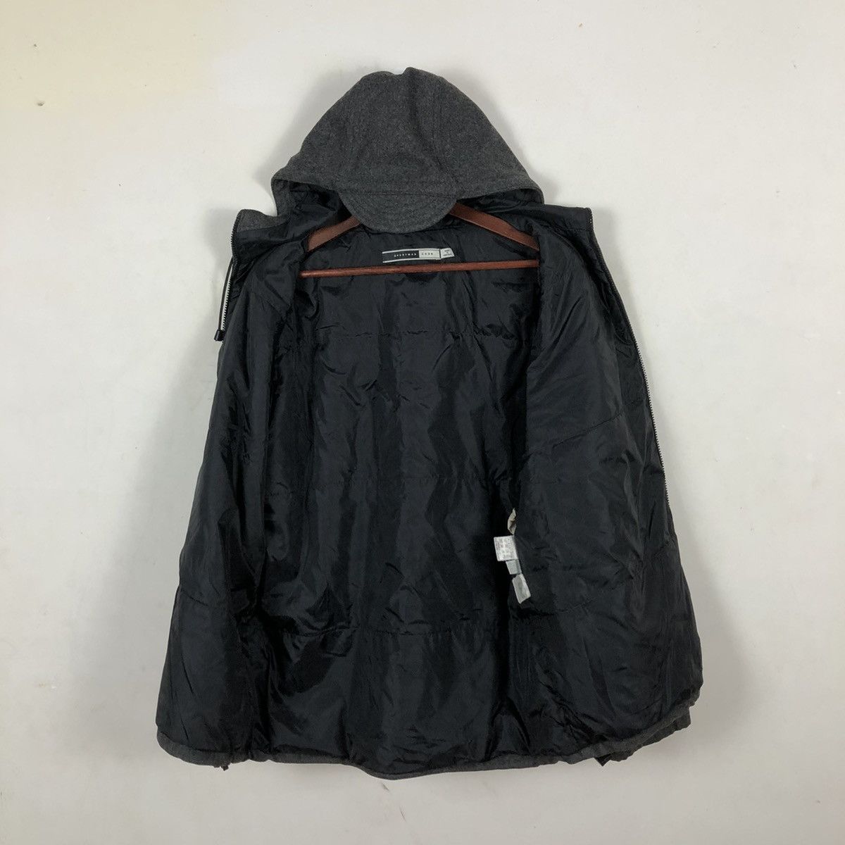 Vintage SPORTMAX CODE HOODIE JACKET MADE IN PORTUGAL Size US M / EU 48-50 / 2 - 9 Thumbnail