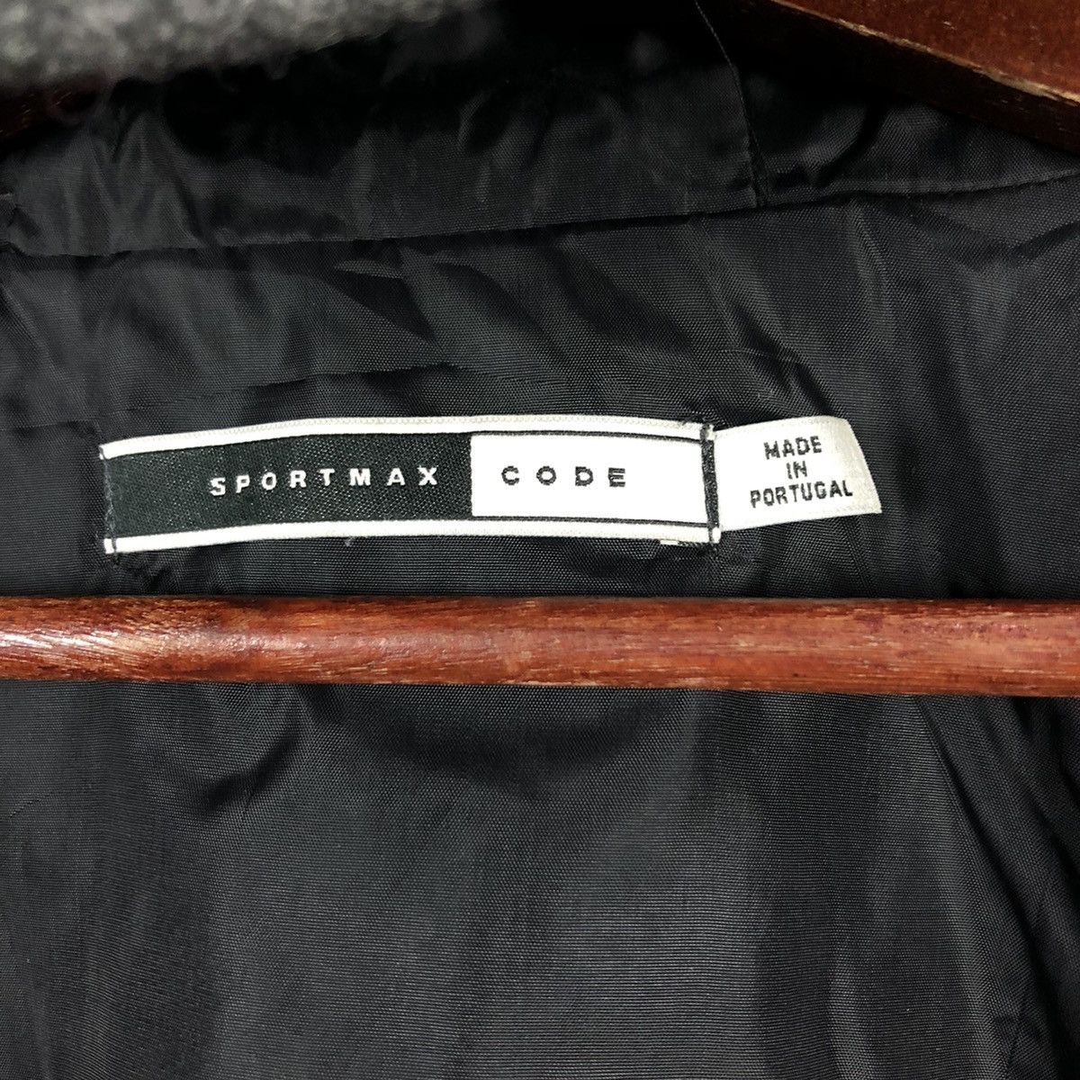 Vintage SPORTMAX CODE HOODIE JACKET MADE IN PORTUGAL Size US M / EU 48-50 / 2 - 10 Thumbnail