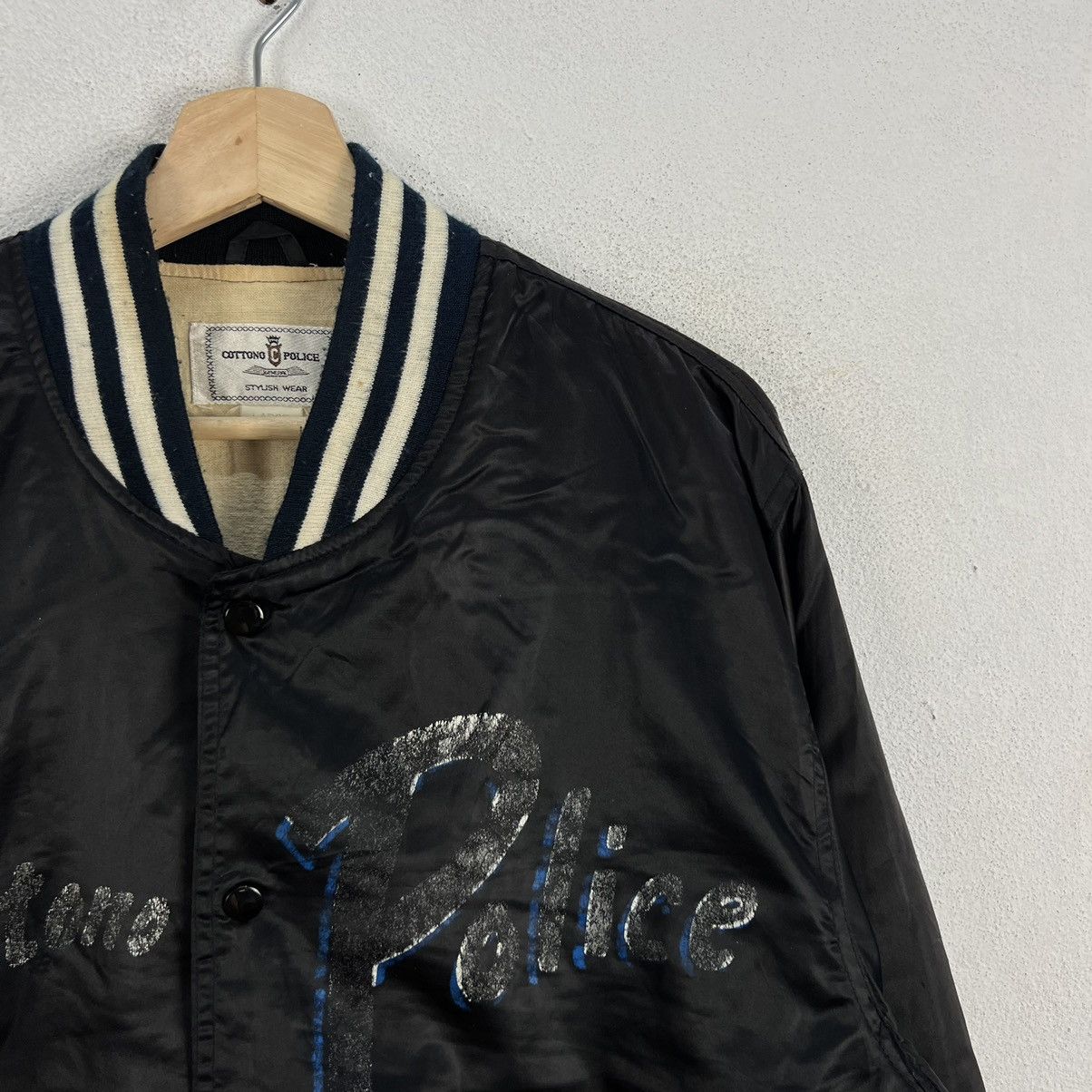 Japanese Brand VINTAGE BOMBER JACKET SATIN COTTONG POLICE BIG LOGO Size US L / EU 52-54 / 3 - 5 Thumbnail