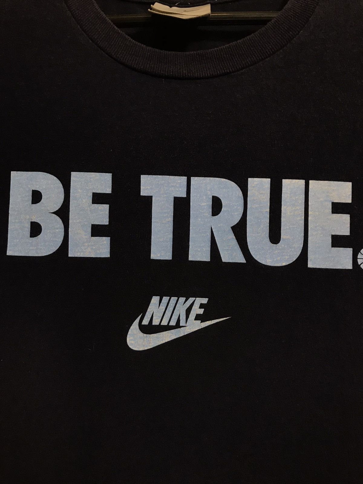 Vintage Vintage Nike streetwear tee Size US M / EU 48-50 / 2 - 3 Thumbnail