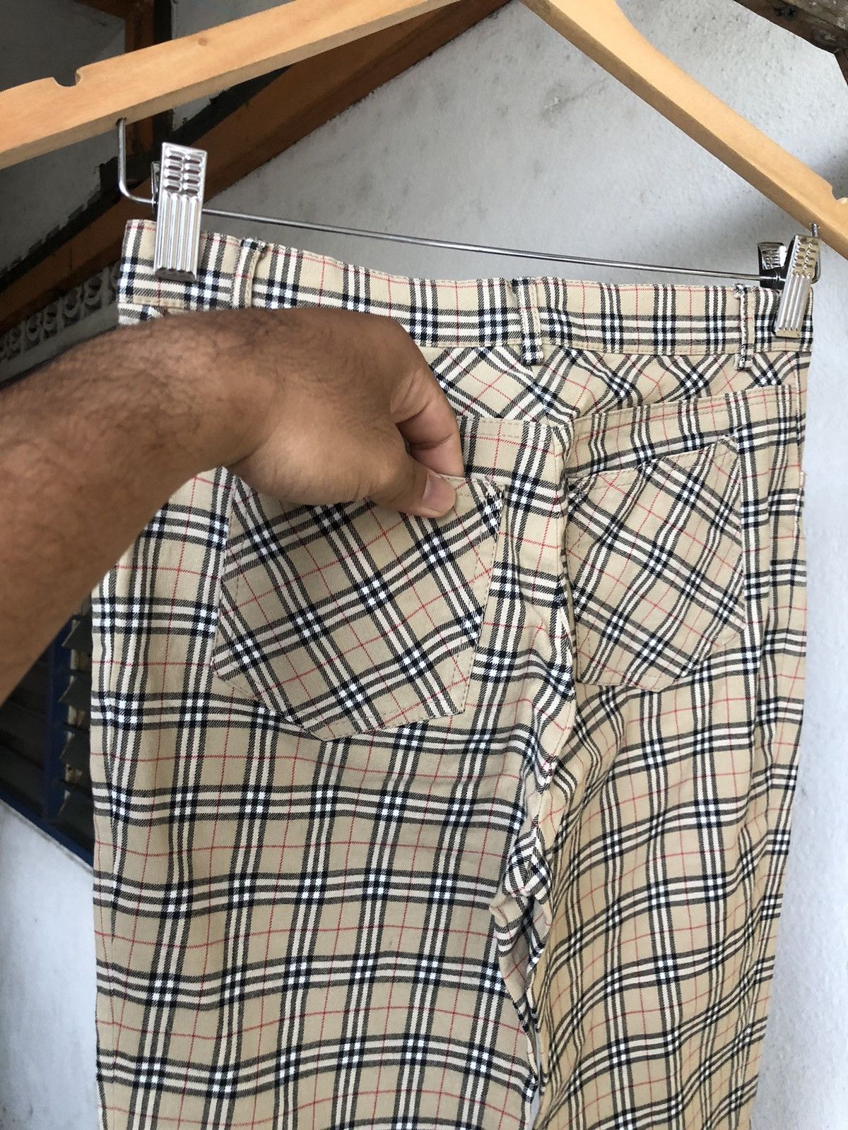 Burberry Vintage Burberry Nova Check Stretchable Blue Tag Pants Size 27" / US 4 / IT 40 - 11 Thumbnail