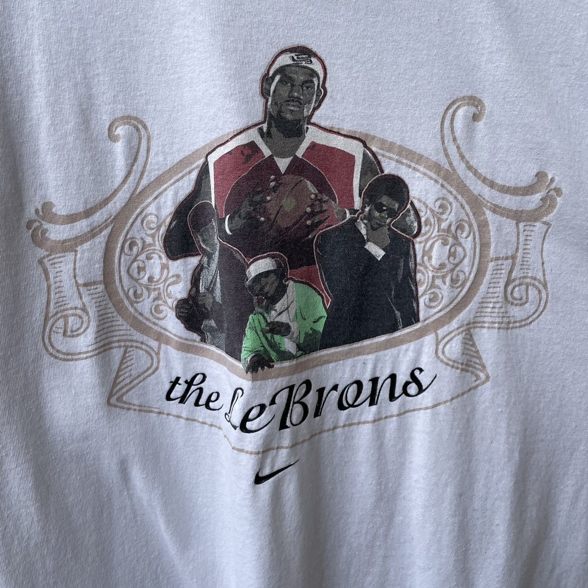 NBA Vintage Nike The Lebrons Tee Shirt Size US M / EU 48-50 / 2 - 3 Thumbnail