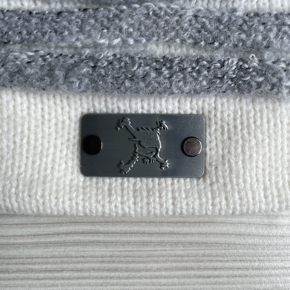 Oakley Vintage Oakley Metallic Logo Beanie Hat Size ONE SIZE - 3 Thumbnail
