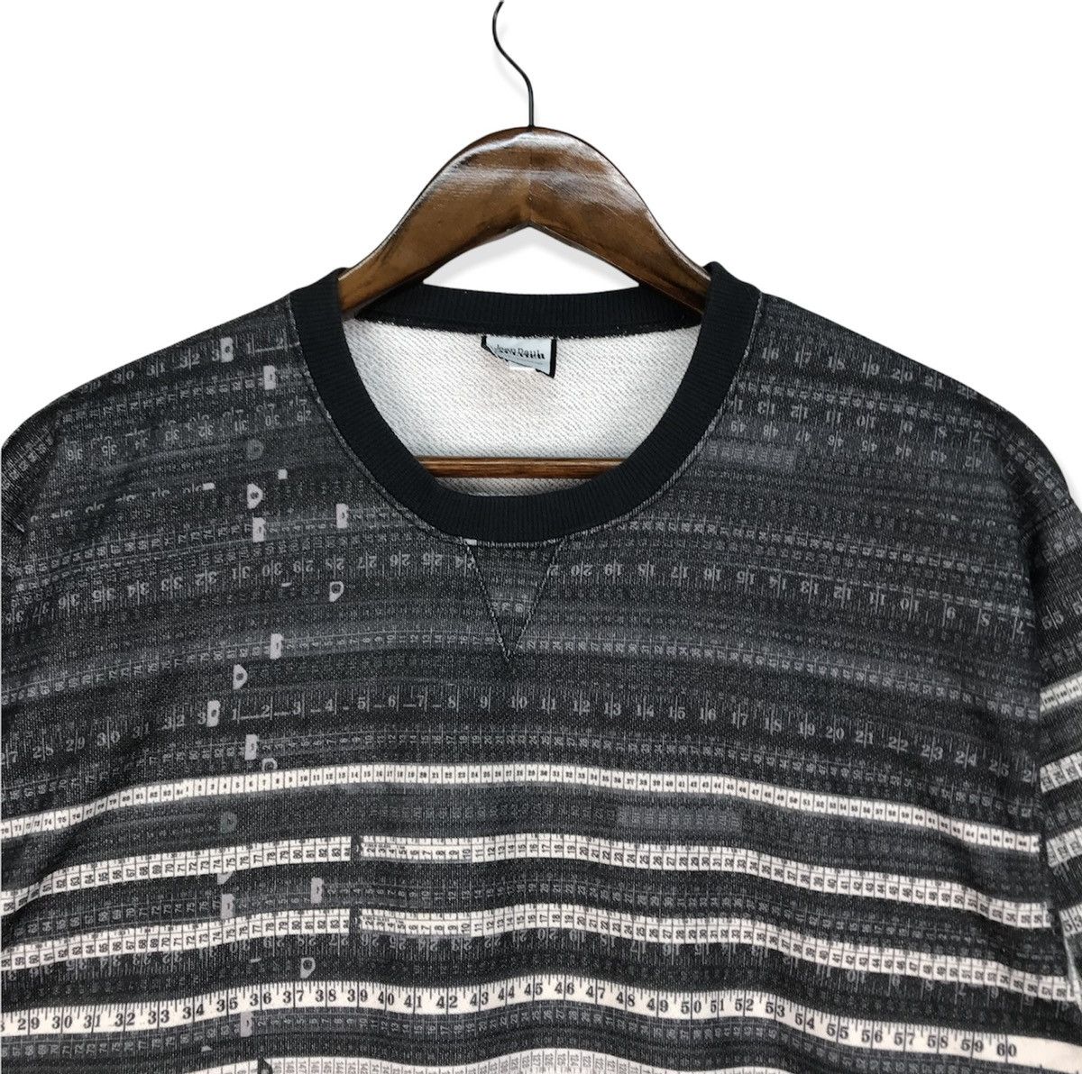 Jean Paul Gaultier Jean Paul Gautier Tape Overprint Sweatshirt Size US M / EU 48-50 / 2 - 3 Thumbnail