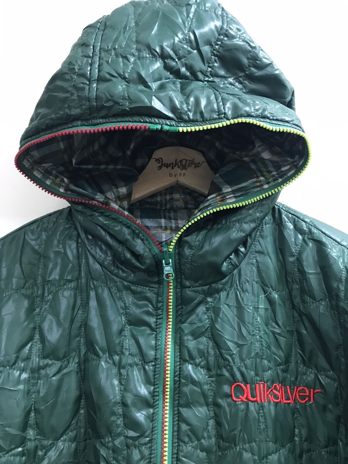 Japanese Brand × Quiksilver × Vintage Vintage Quiksilver Puffer Jacket Hoodie Bob Marley Style Size US M / EU 48-50 / 2 - 7 Thumbnail