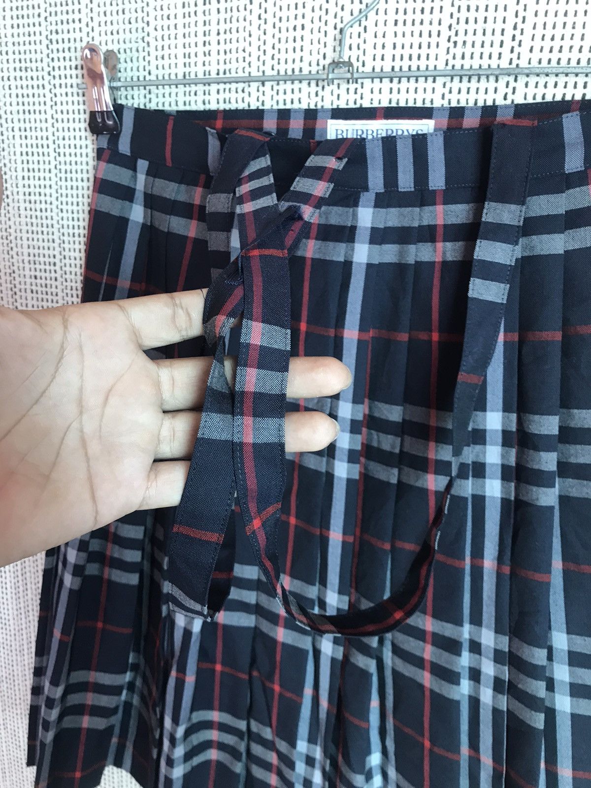 Burberry × Vintage ‼️VINTAGE BURBERRY NOVA CHECK WOOL MINI SKIRT VERY RARE‼️ Size 24" / US 00 / IT 34 - 4 Thumbnail