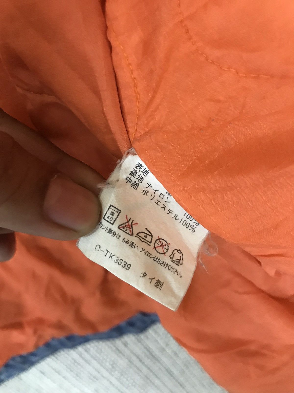Benetton 🔥STEALS🔥VINTAGE 90s BENETTON FORMULA 1 RACING TEAM SPELLOUT Size US L / EU 52-54 / 3 - 9 Thumbnail