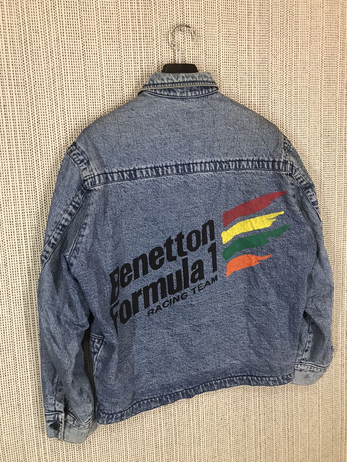 Benetton 🔥STEALS🔥VINTAGE 90s BENETTON FORMULA 1 RACING TEAM SPELLOUT Size US L / EU 52-54 / 3 - 2 Thumbnail
