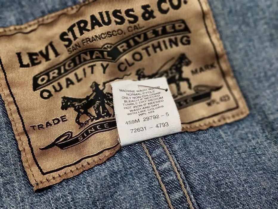 Levi's Rare Vintage 90's Levi's Coverall Denim Jacket Gold Patch Size US XL / EU 56 / 4 - 9 Thumbnail