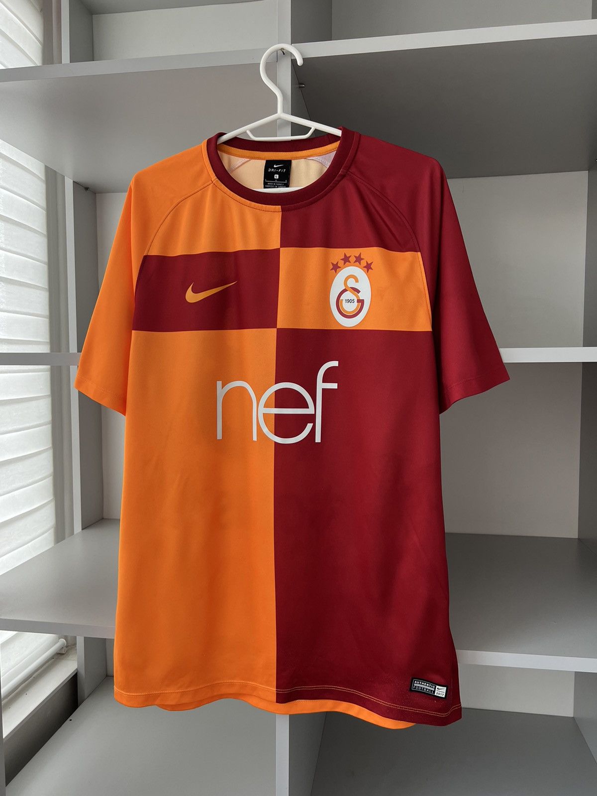 Nike Nike FC Galatasaray 18 Gomis Home Jersey Size US L / EU 52-54 / 3 - 1 Thumbnail
