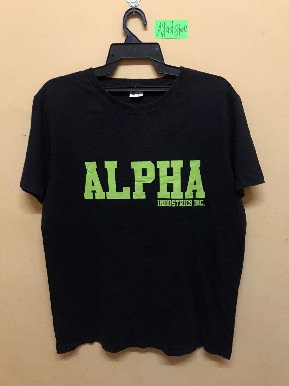 Alpha Industries × Japanese Brand ‼️need to gone asap ALPHA INDUSTRIES SPELLOUT TEE‼️ Size US M / EU 48-50 / 2 - 1 Thumbnail