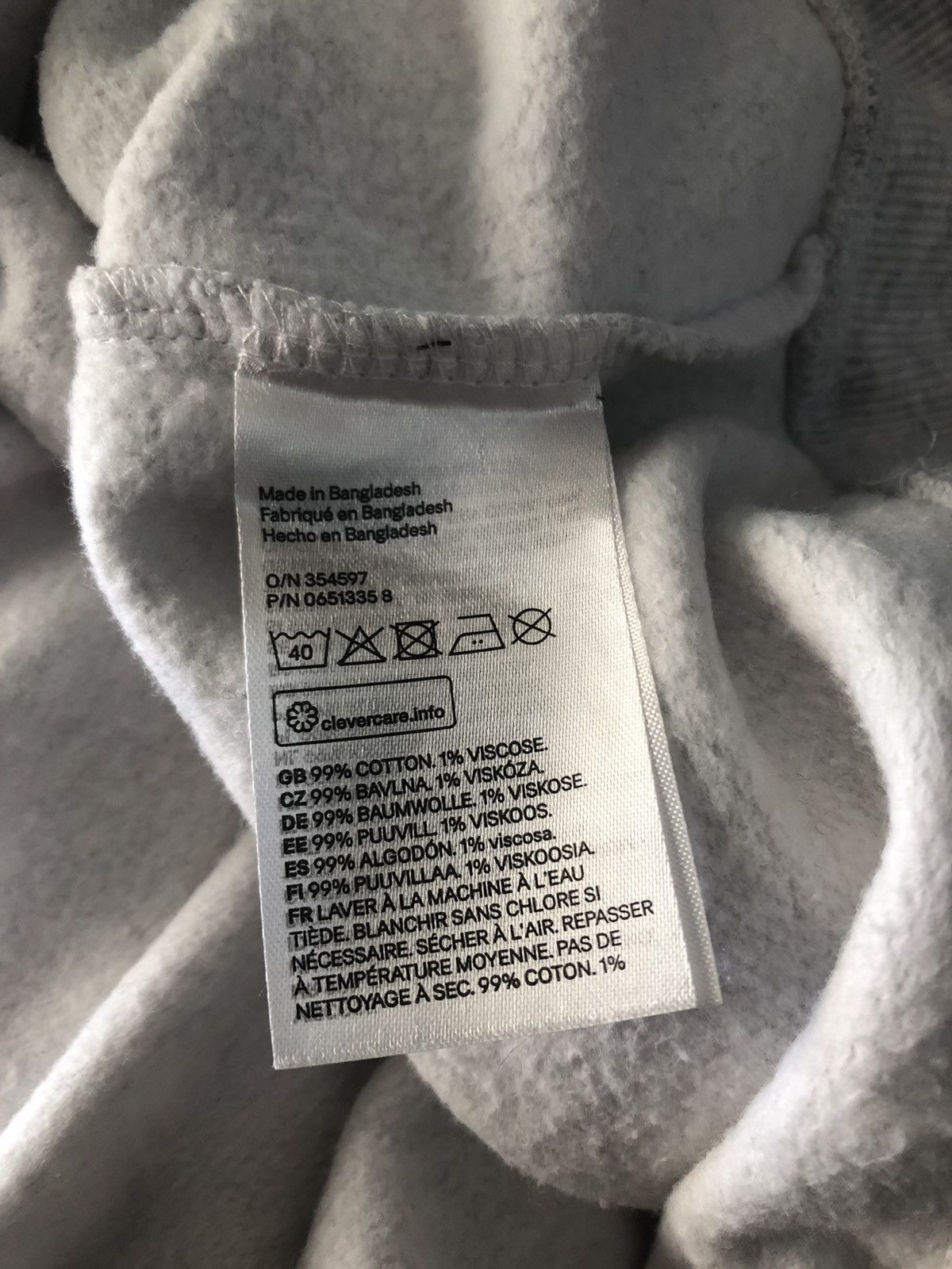 H&M H&M cosmic varsity college like Astroworld Peace & quiet Size US L / EU 52-54 / 3 - 4 Thumbnail