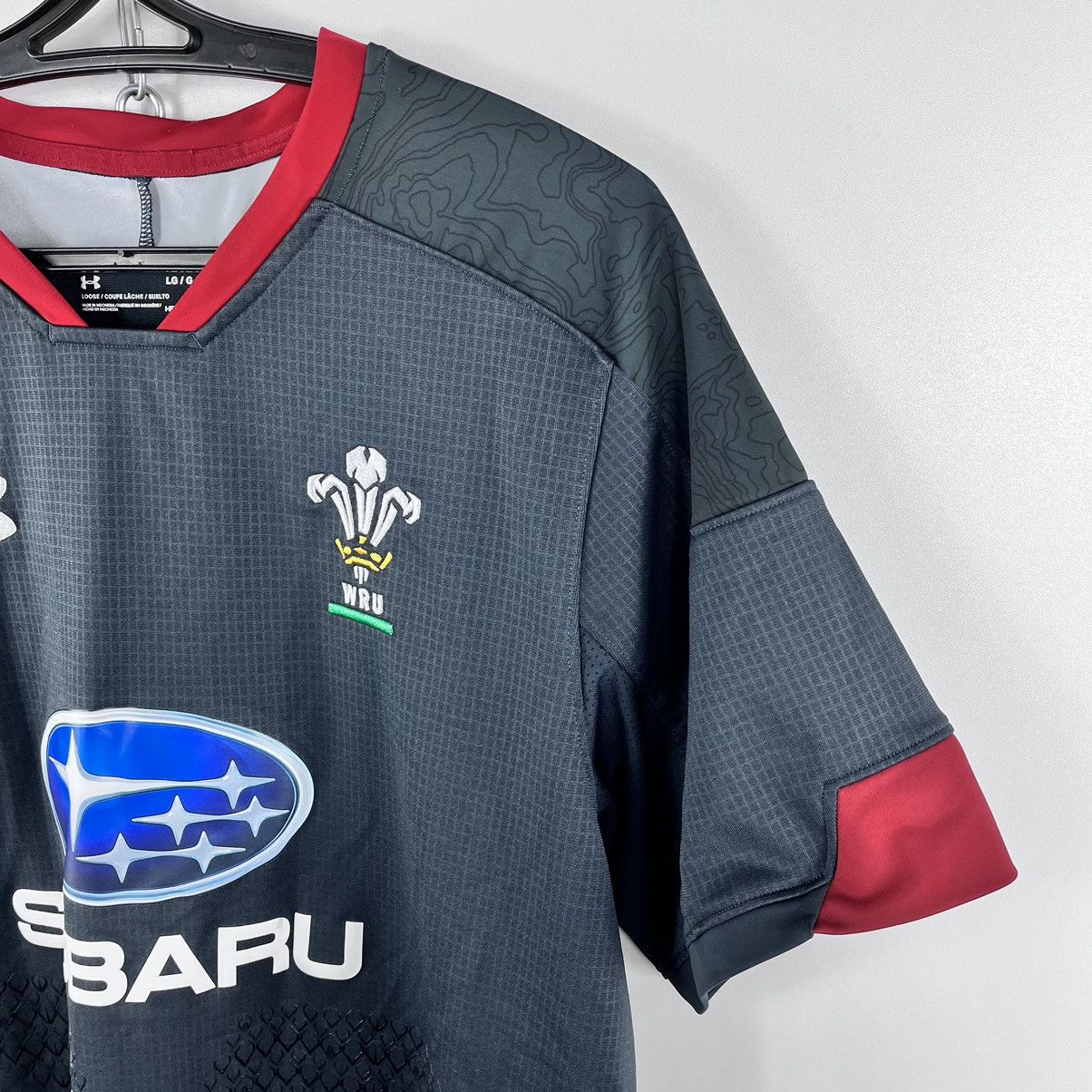 Under Armour Under Armour Welsh Rugby Union Subaru Jersey Navy Size L Size US L / EU 52-54 / 3 - 4 Thumbnail