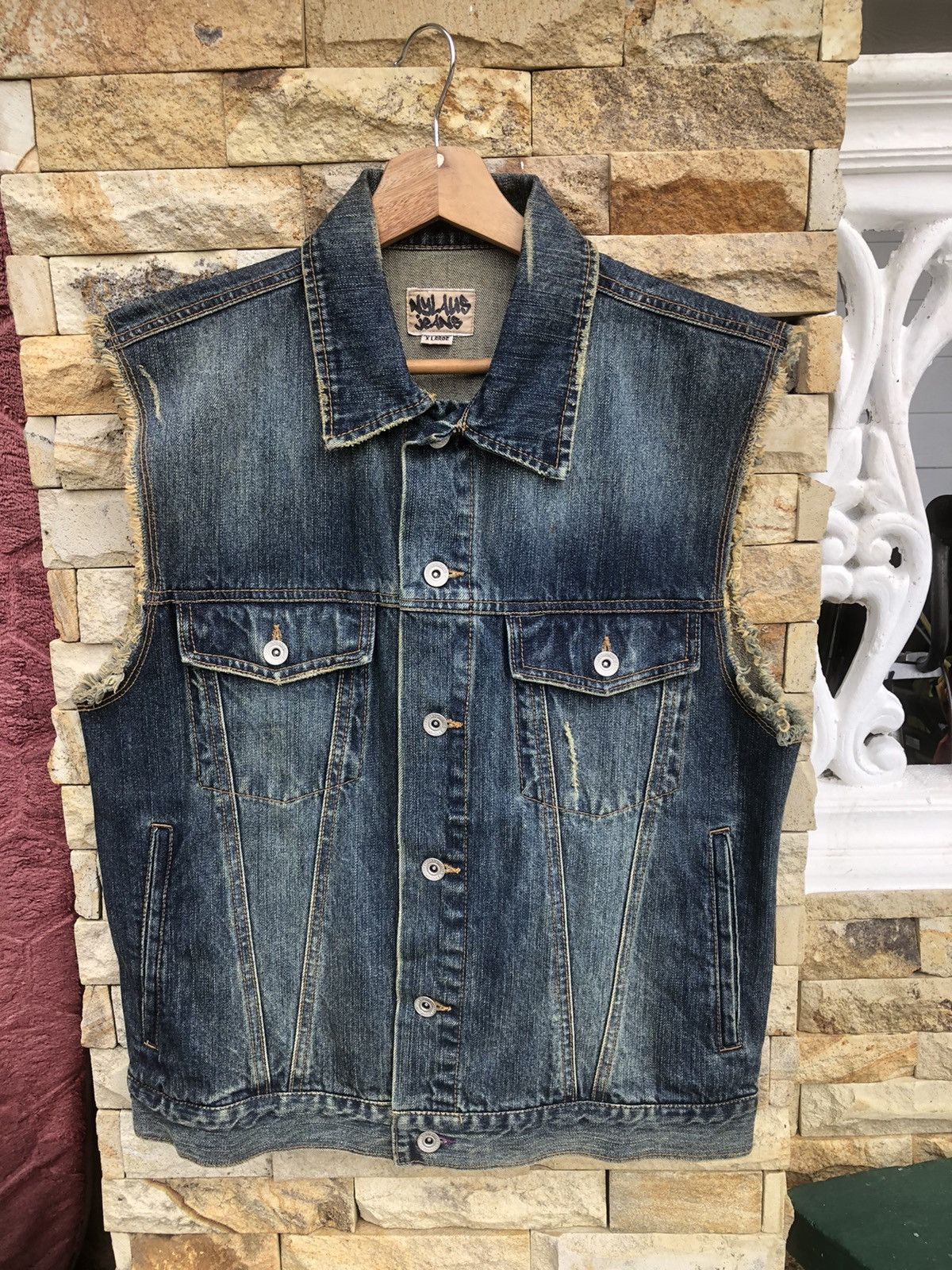 Japanese Brand Last Drop🔥Rare🔥Japanese Nylaus Jeans Sleeveles Denim Jacket Size US L / EU 52-54 / 3 - 1 Thumbnail