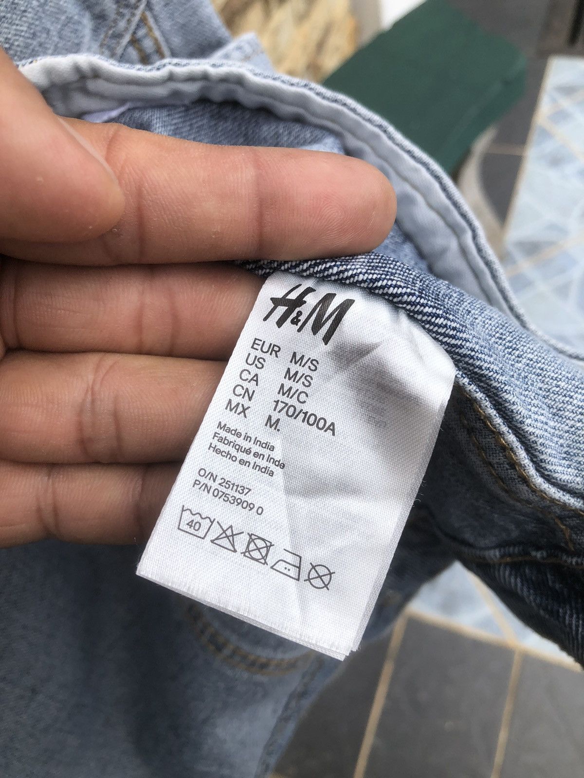 Marvel Comics Last Drop🔥Rare‼️H&M x Marvel Denim Jacket Size US L / EU 52-54 / 3 - 13 Thumbnail