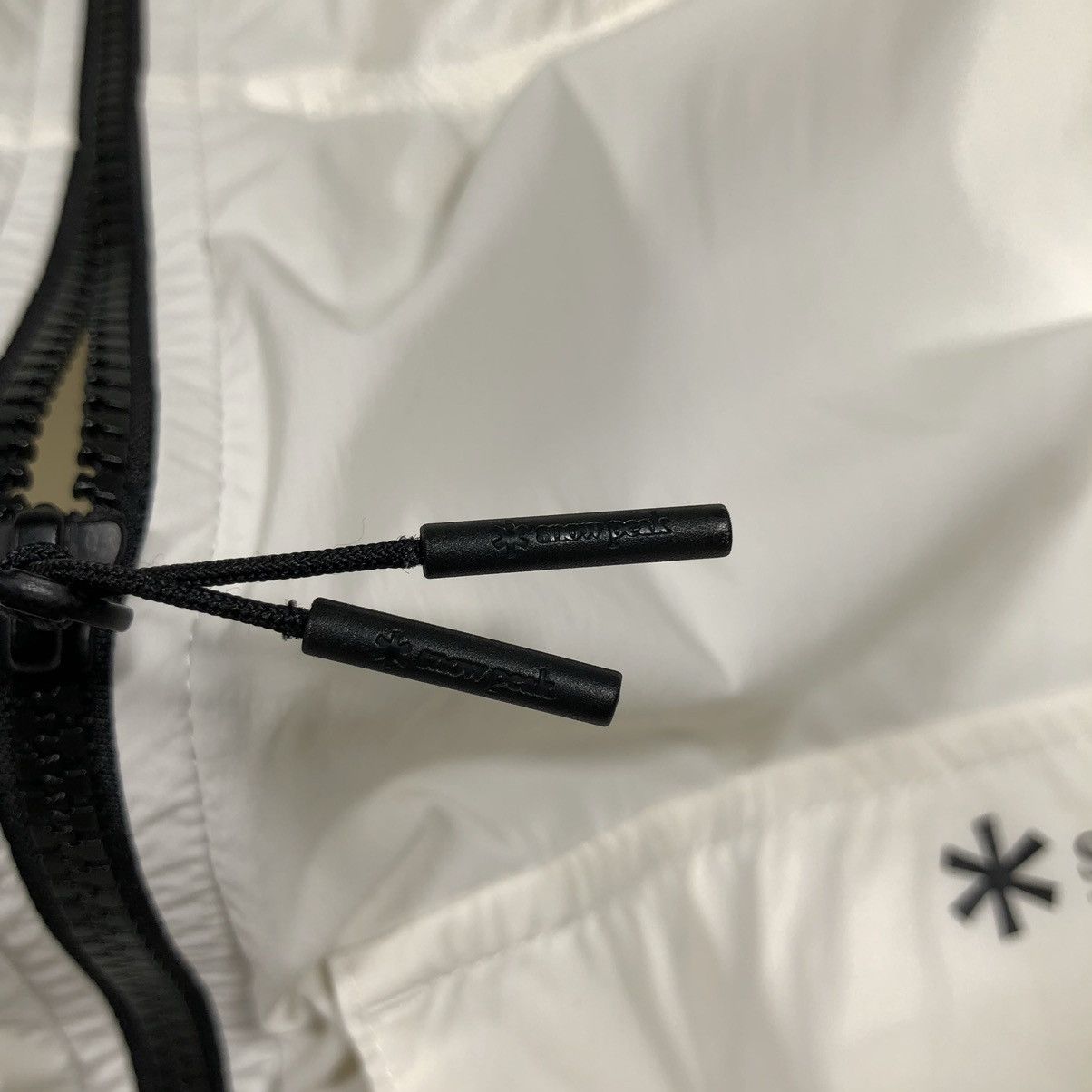 Snow Peak Snow Peak Nylon Slant Pocket Off white Light Windbreaker Size US S / EU 44-46 / 1 - 10 Thumbnail