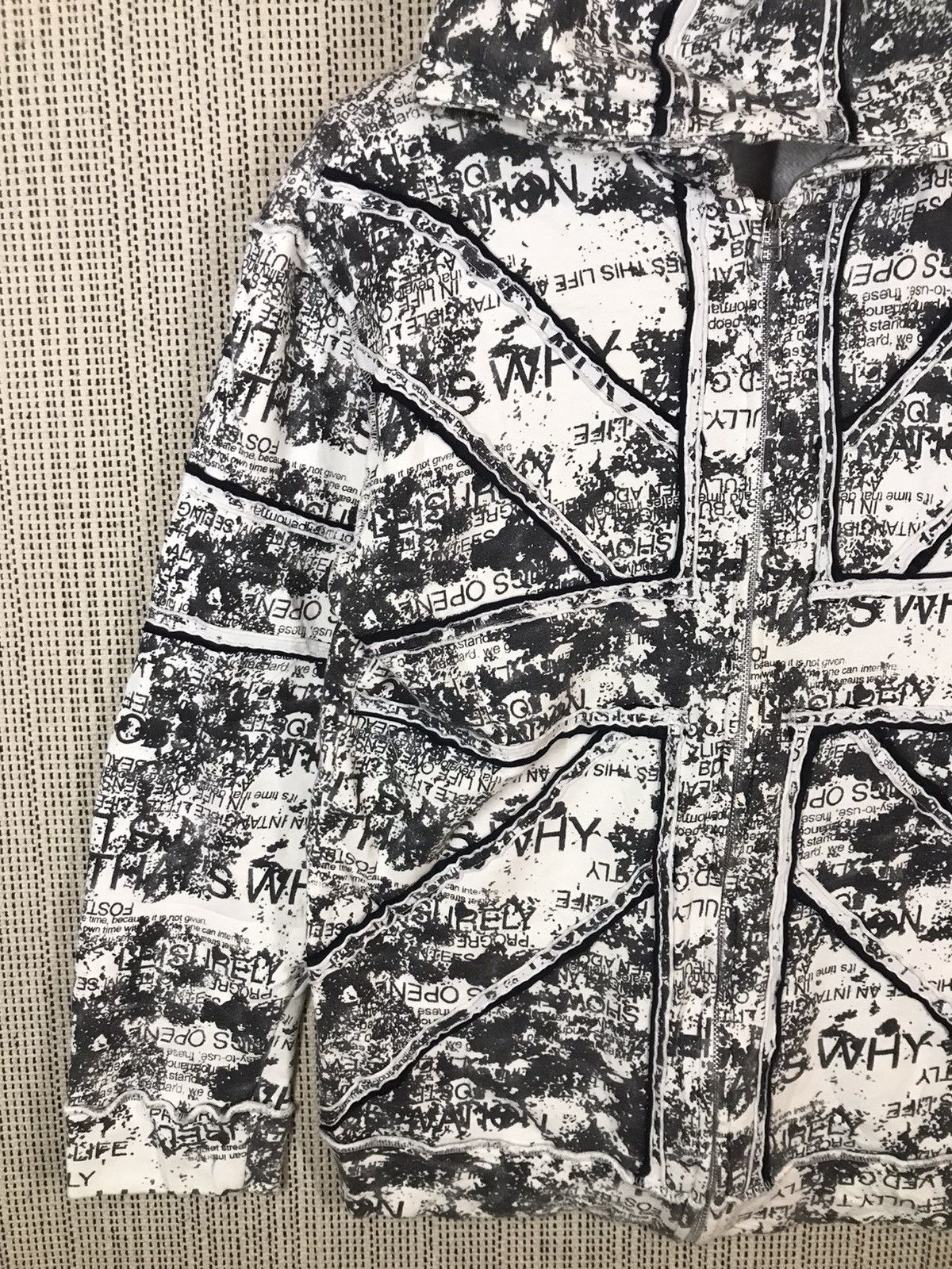 Japanese Brand × Seditionaries ‼️DANGEROUS WARNING PUNK BRAND FULLPRINTED HOODIE VERY RARE‼️ Size US L / EU 52-54 / 3 - 3 Thumbnail