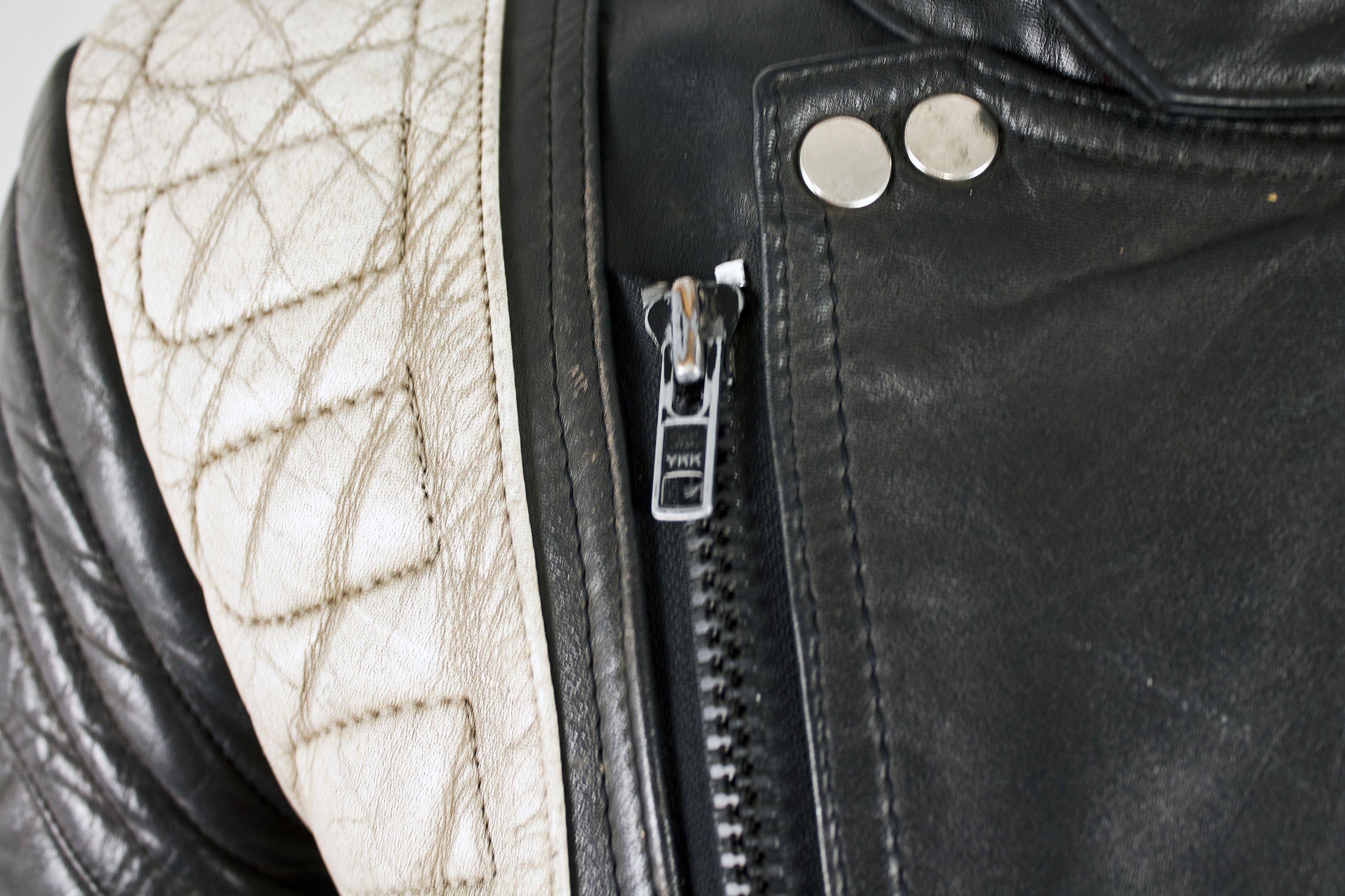 Vintage Vintage cowhide leather jacket, biker motorcycle jacket Size US M / EU 48-50 / 2 - 9 Thumbnail