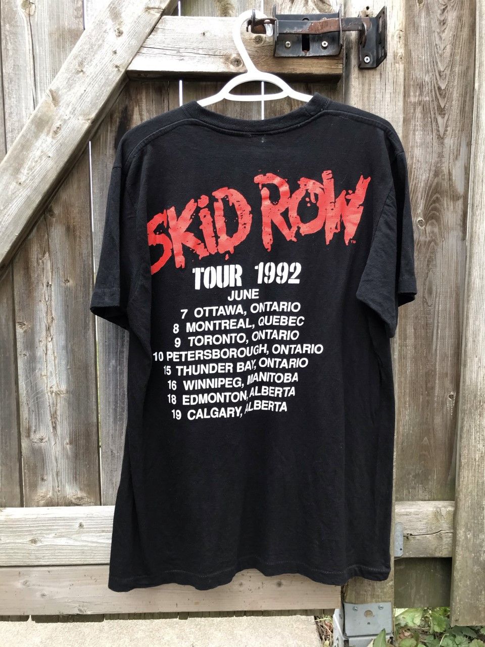 Band Tees SINGLE STITCH 1992 SKID ROW VINTAGE BAND TEE Size US L / EU 52-54 / 3 - 5 Thumbnail