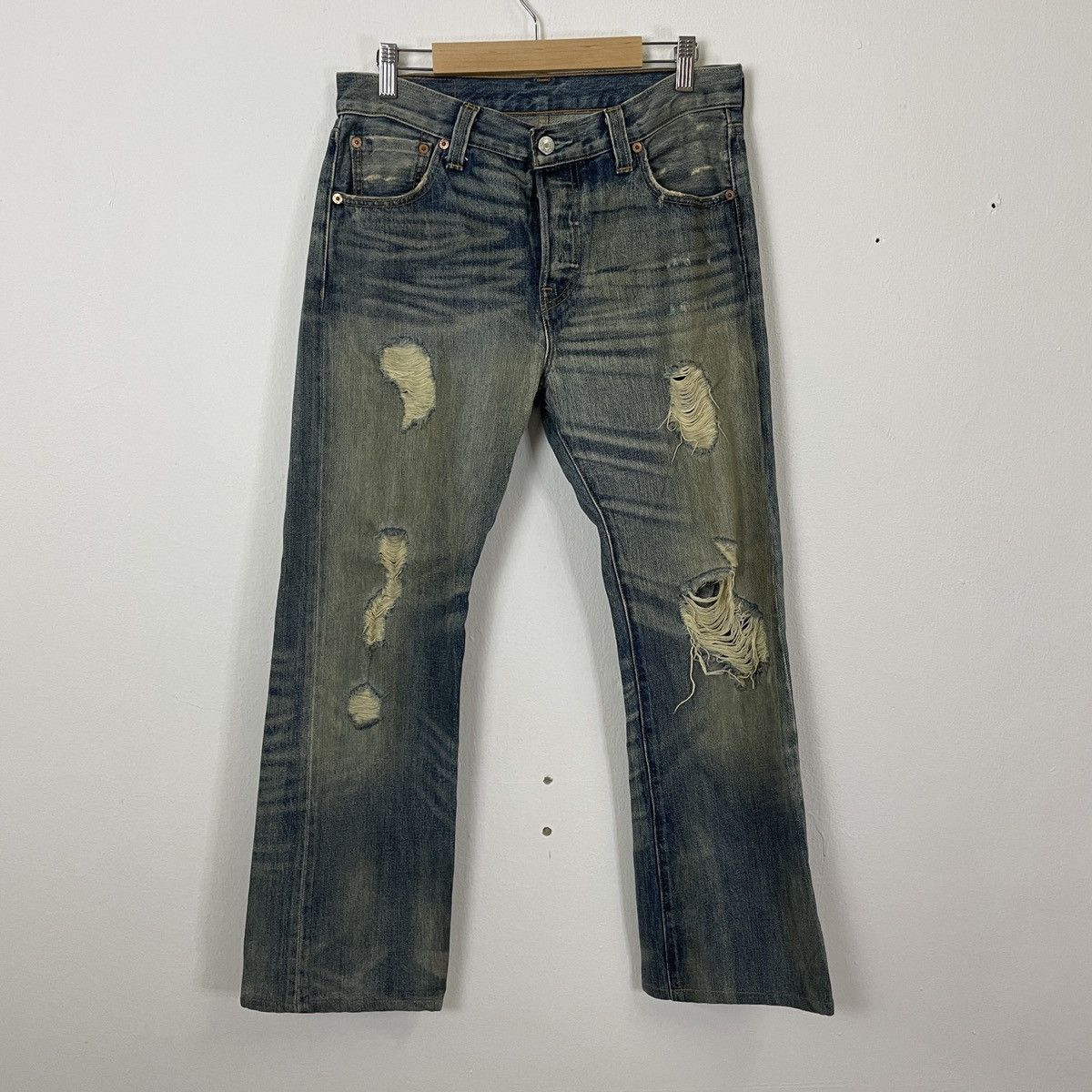 Levi's ❌Pick❌Vintage Levis 501 Distressed Denim Jeans Size US 31 - 1 Thumbnail