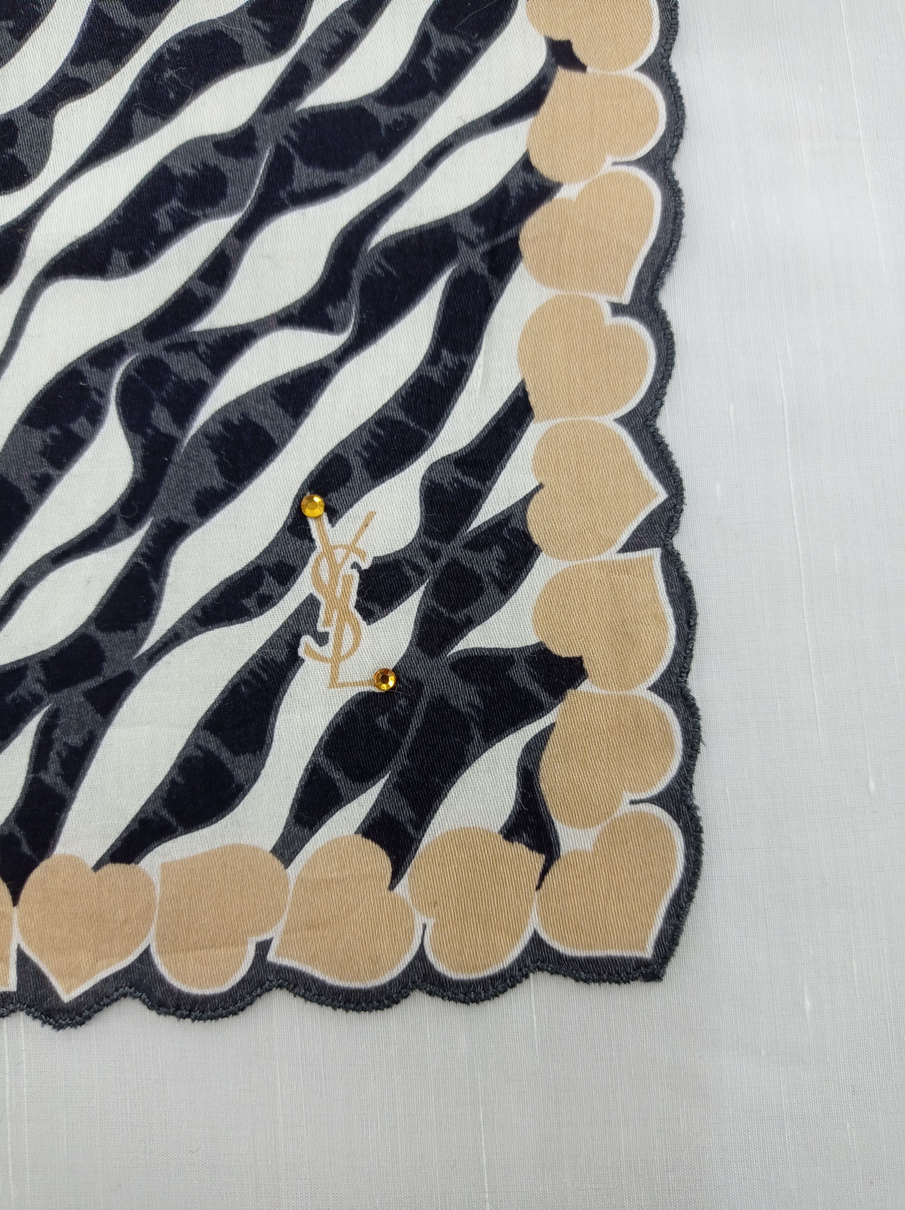 Vintage Vintage Yves Saint Laurent Handkerchief / Neckwear / Bandana Size ONE SIZE - 4 Thumbnail